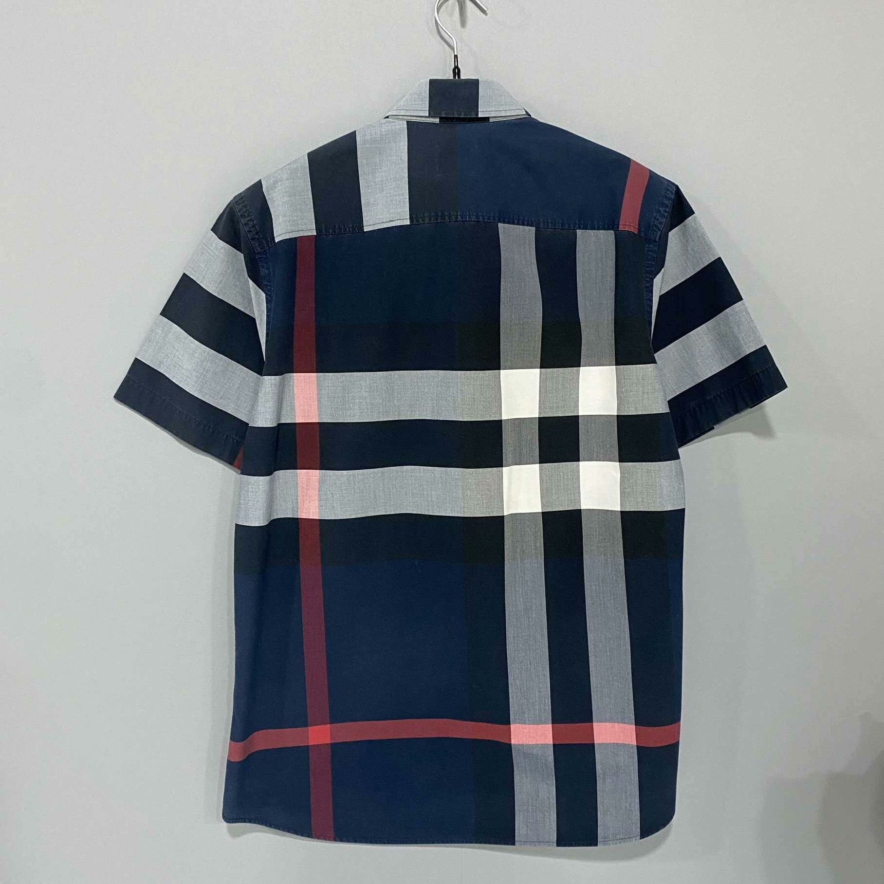 Burberry Burberry Plaid Shirt m Men Size US M / EU 48-50 / 2 - 3 Thumbnail