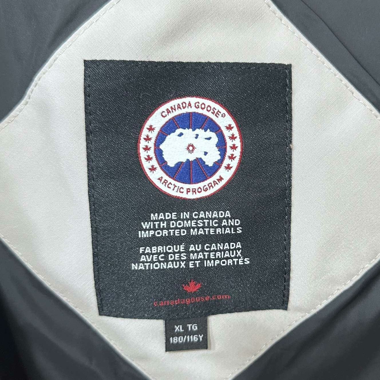 Canada Goose Canada Goose Down Heavy Coat xl Men Size US XL / EU 56 / 4 - 4 Thumbnail