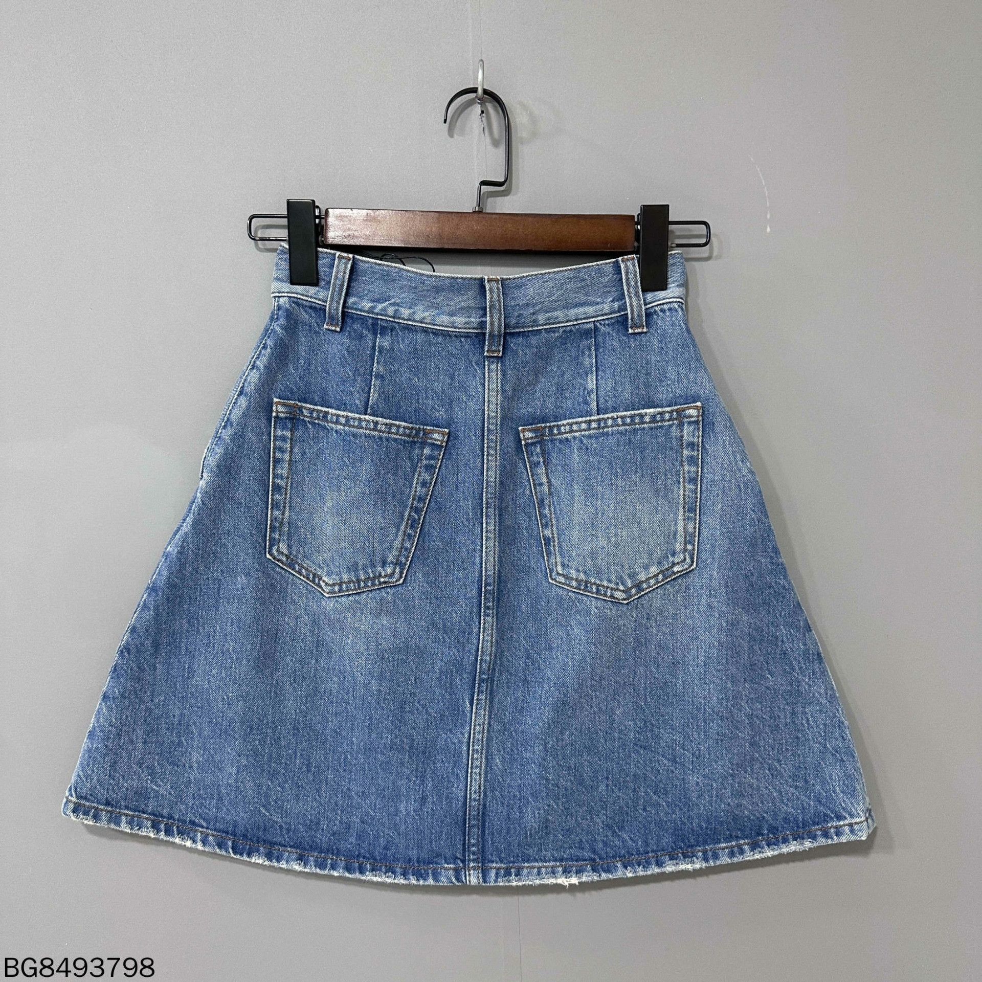 Gucci Gucci Skirt 36 Women Size 36" / US 14 / IT 50 - 3 Thumbnail