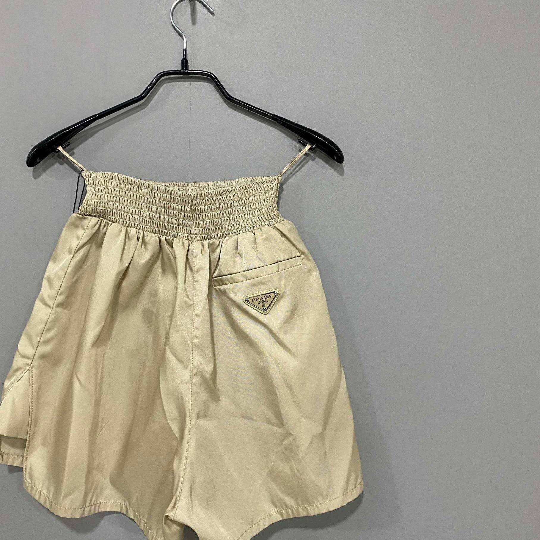 Prada Prada Nylon Beige Shorts 32 Men Size US 32 / EU 48 - 3 Thumbnail
