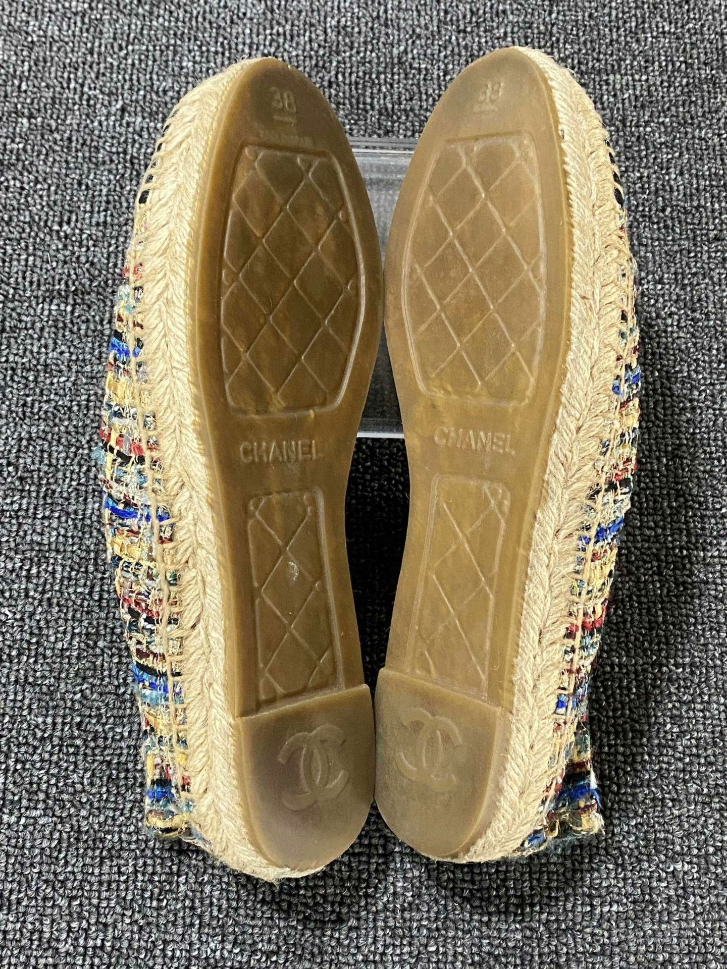 Chanel Chanel Knit Lowtop Sneakers us_7-5 Women Size US 7.5 / IT 37.5 - 6 Thumbnail