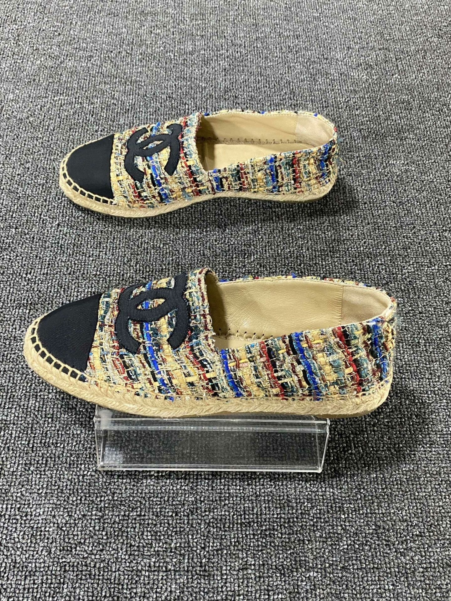 Chanel Chanel Knit Lowtop Sneakers us_7-5 Women Size US 7.5 / IT 37.5 - 4 Thumbnail