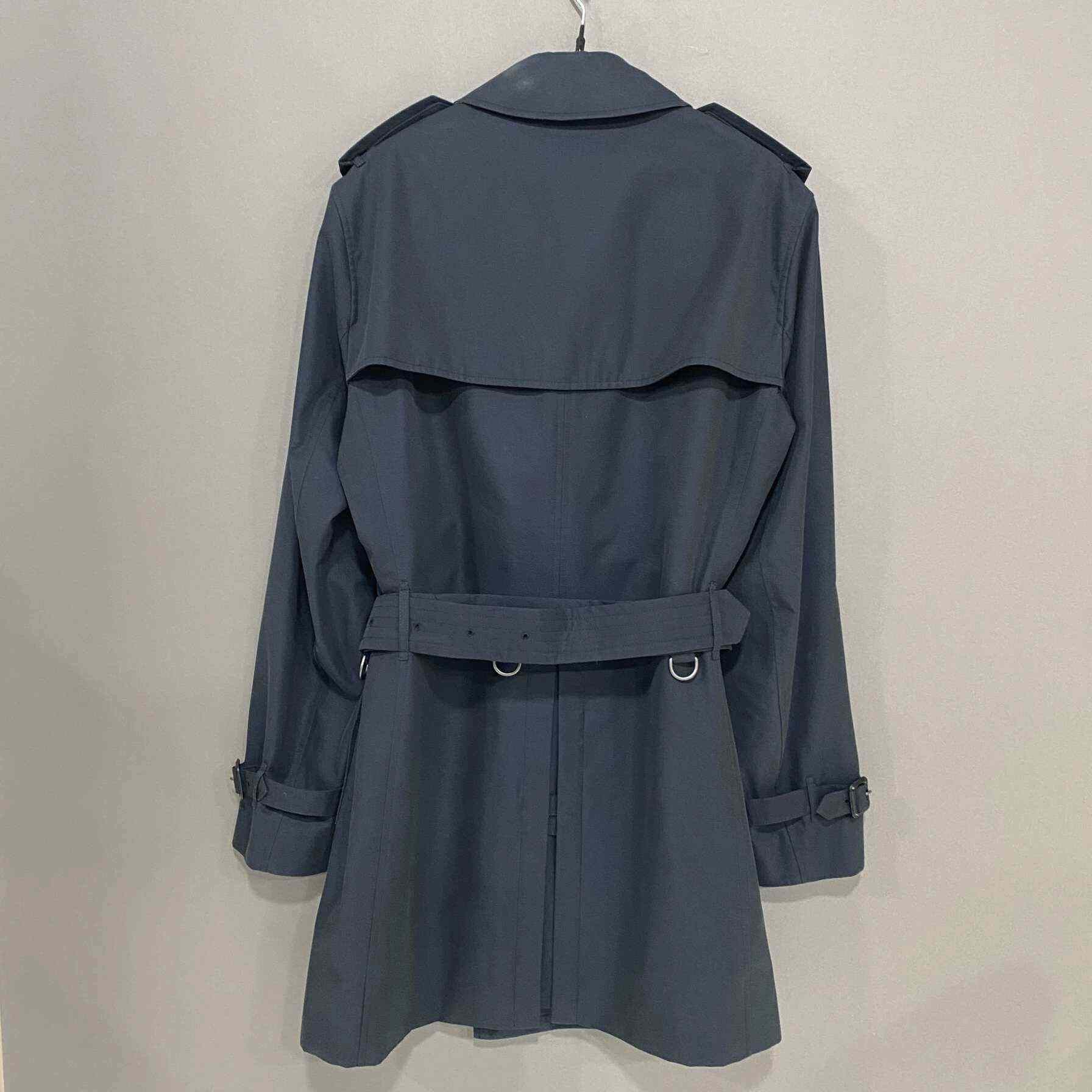 Burberry Burberry Plaid Coat XL Women Size XL / US 12-14 / IT 48-50 - 3 Thumbnail