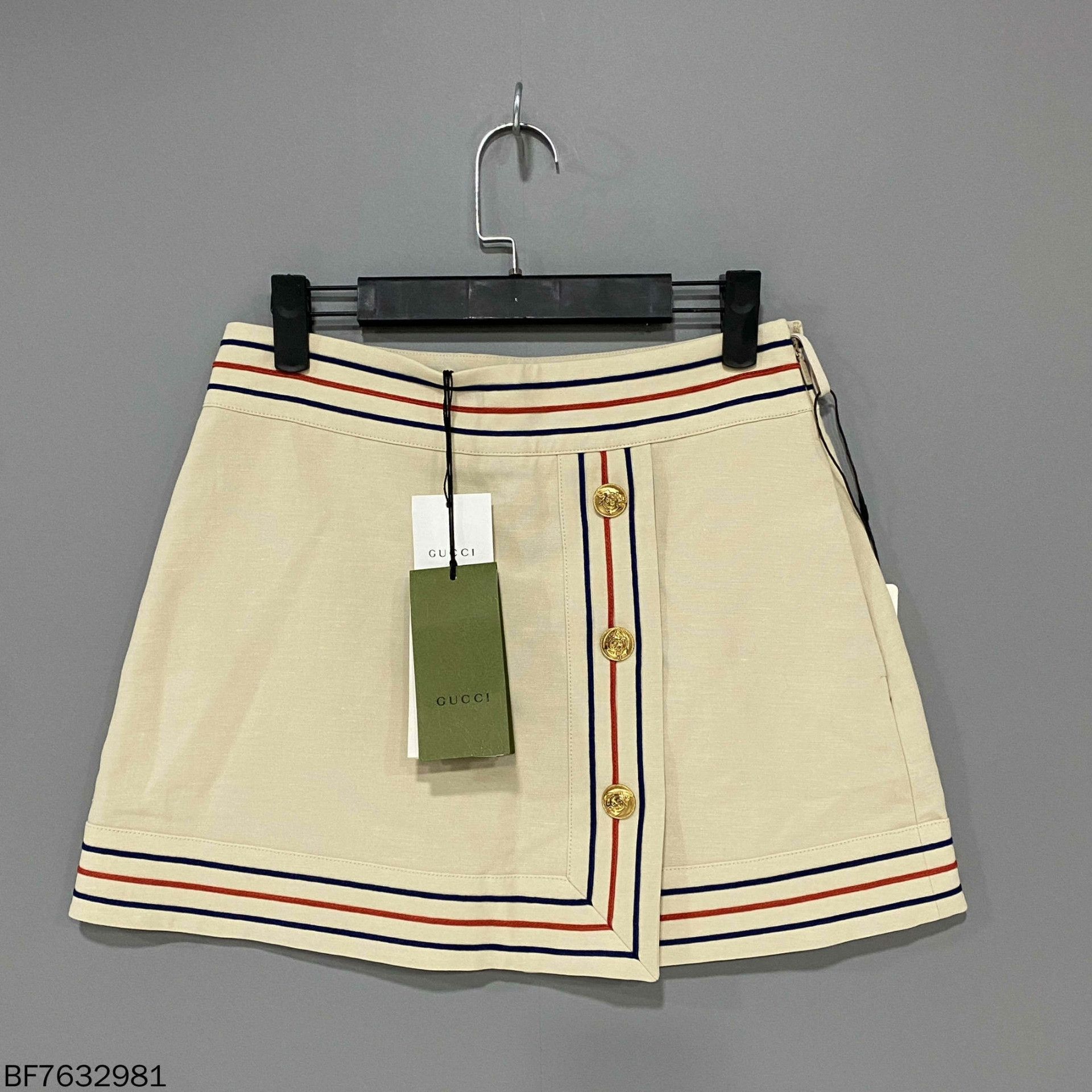 Gucci Gucci Striped Beige Skirt 38 Women Size 38" / US 16 / IT 52 - 2 Thumbnail