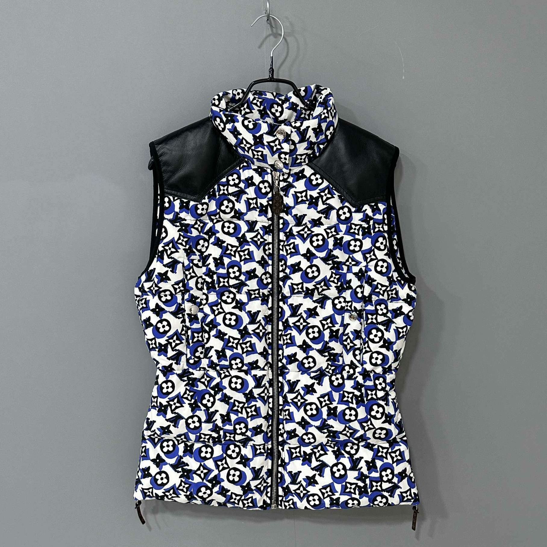 Louis Vuitton Louis Vuitton Retro Down Blue Item XS Women Size XS / US 0-2 / IT 36-38 - 2 Thumbnail