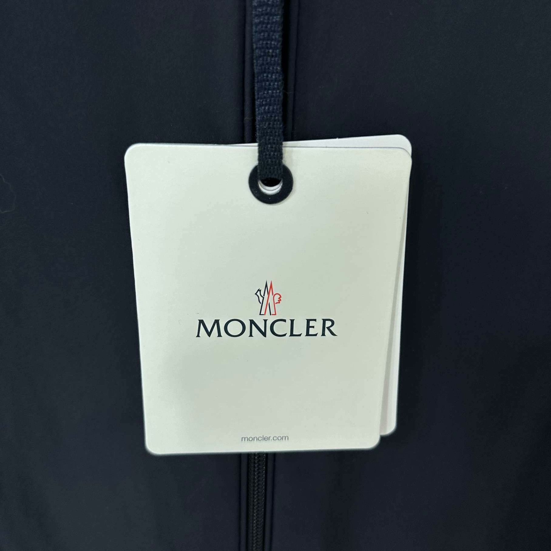Moncler Moncler Casual Light Jacket s Men Size US S / EU 44-46 / 1 - 7 Thumbnail