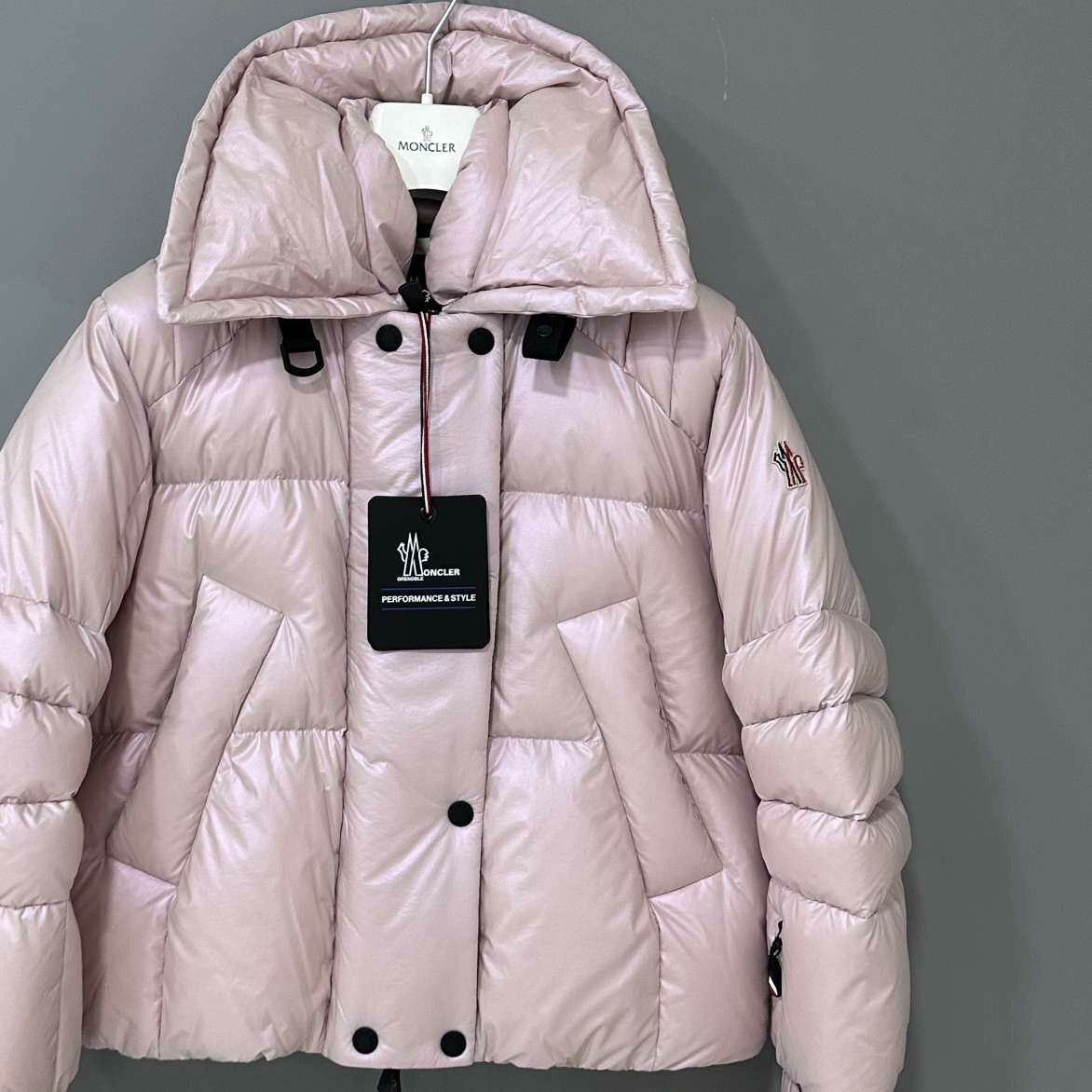 Moncler Moncler Down Pink Heavy Coat s Men Size US S / EU 44-46 / 1 - 2 Thumbnail