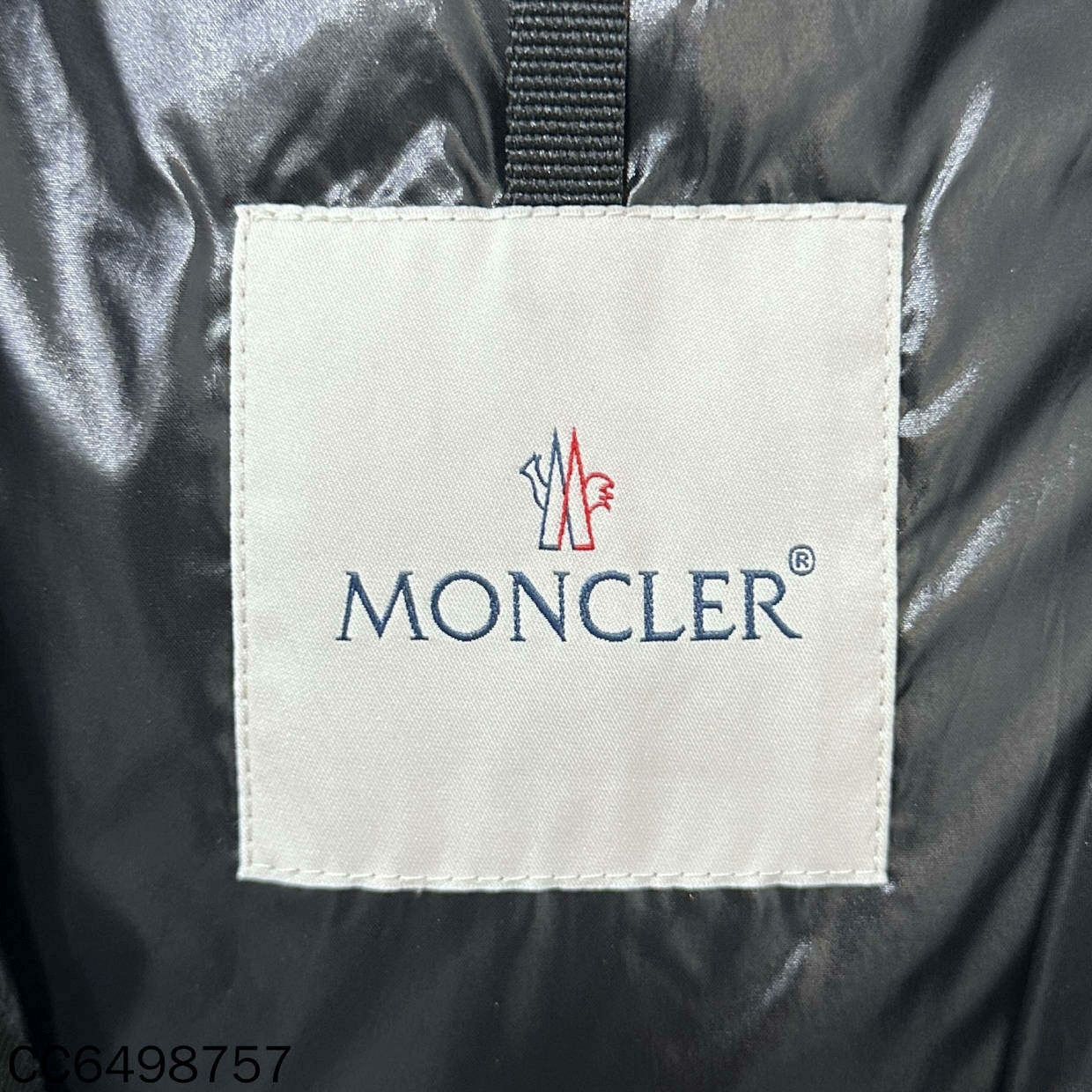 Moncler Moncler Down Embroidered Black Heavy Coat s Men Size US S / EU 44-46 / 1 - 5 Thumbnail
