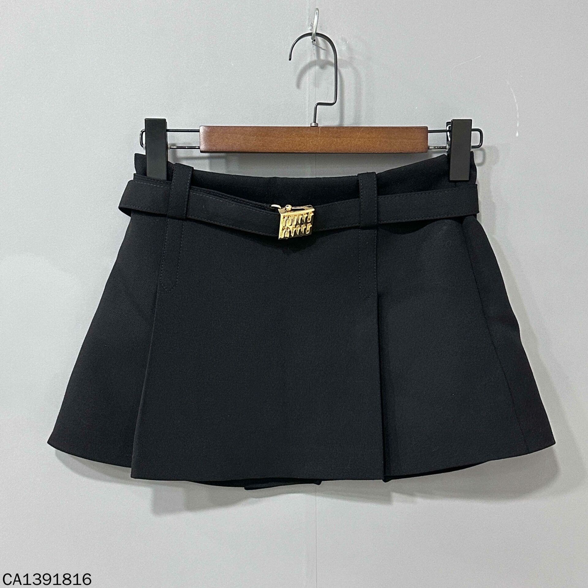 Miu Miu Miu Miu Retro Gold Skirt 36 Women Size 36" / US 14 / IT 50 - 2 Thumbnail