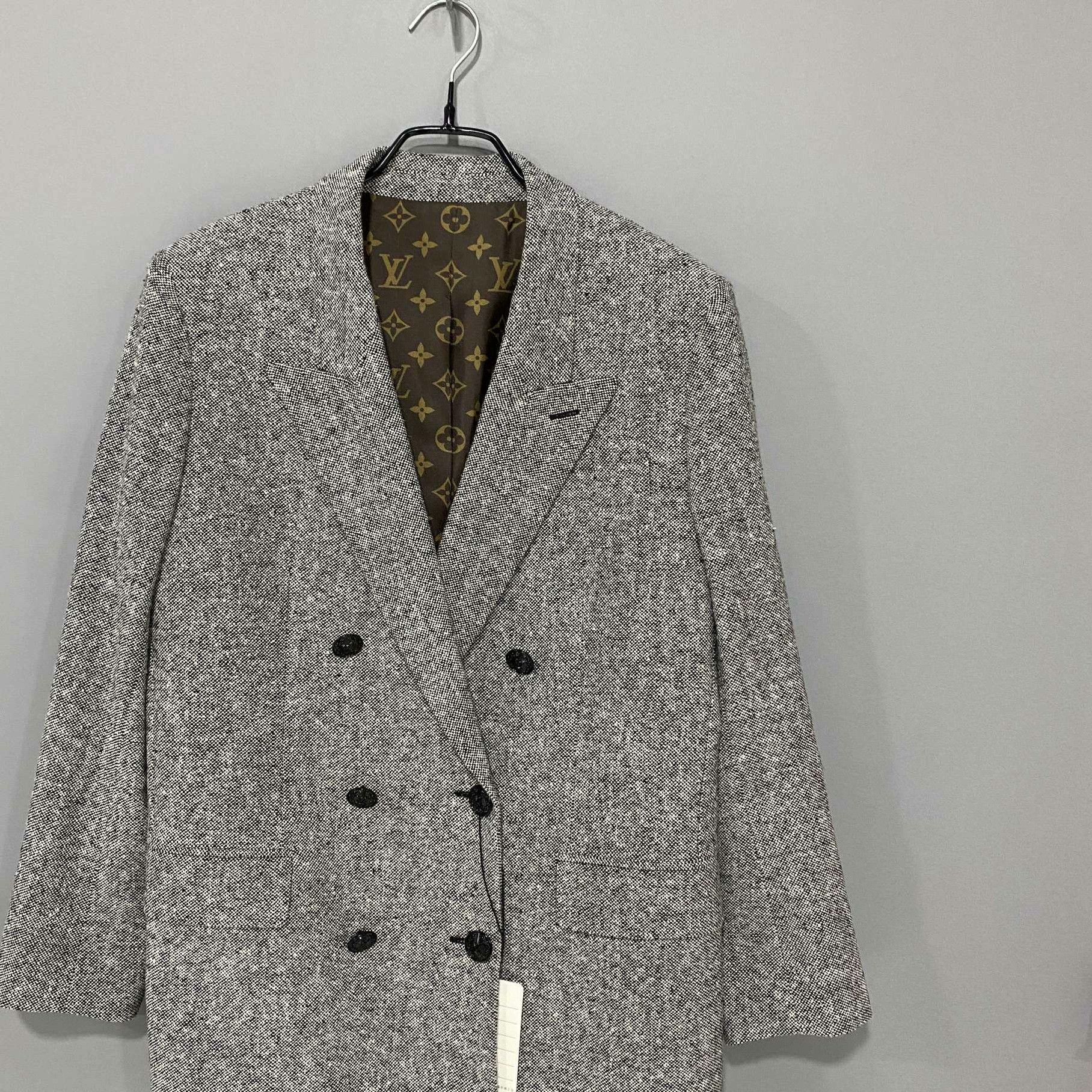 Louis Vuitton Louis Vuitton Formal Jacket S Women Size S / US 4 / IT 40 - 2 Thumbnail