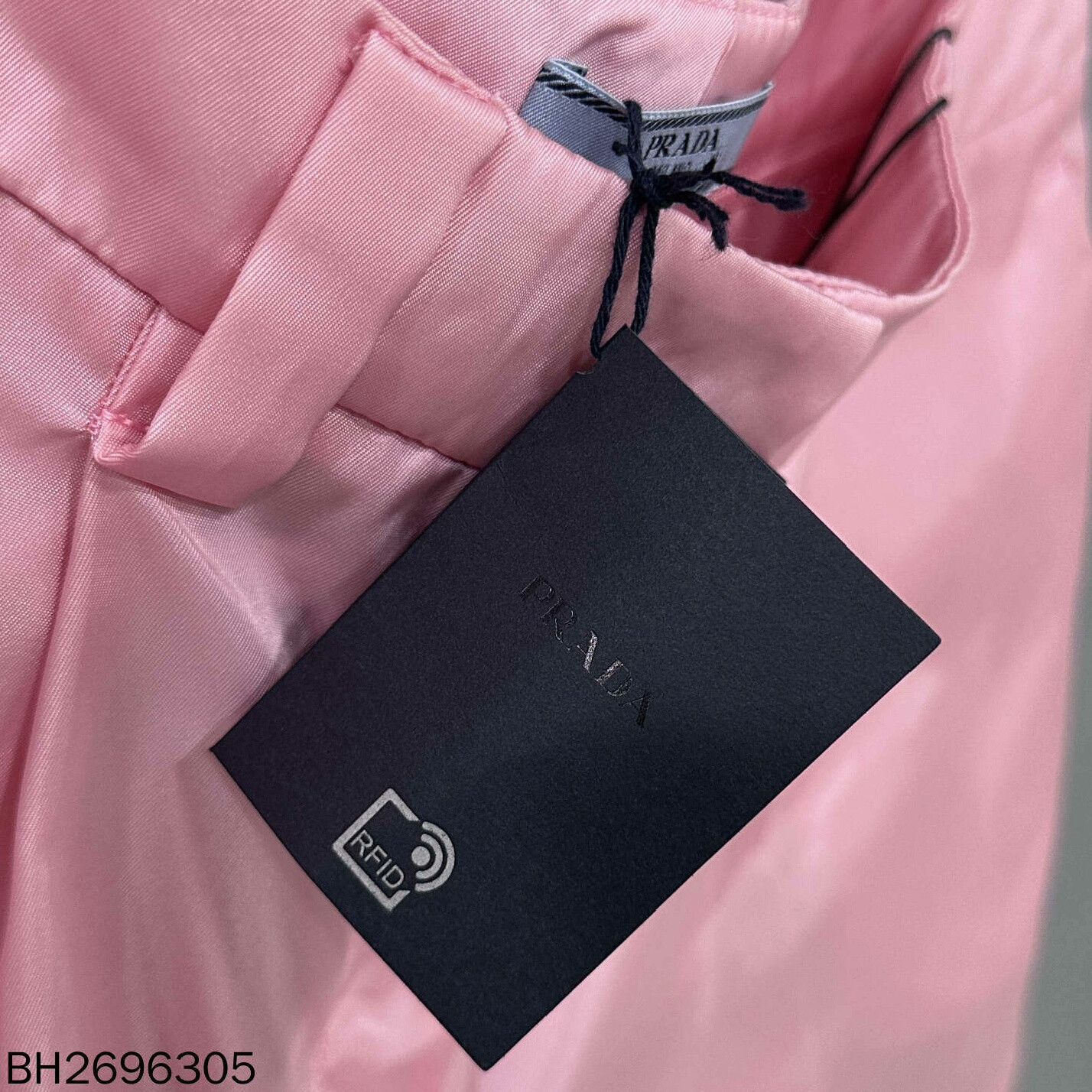 Prada Prada Nylon Pink Shorts 30 Men Size US 30 / EU 46 - 4 Thumbnail