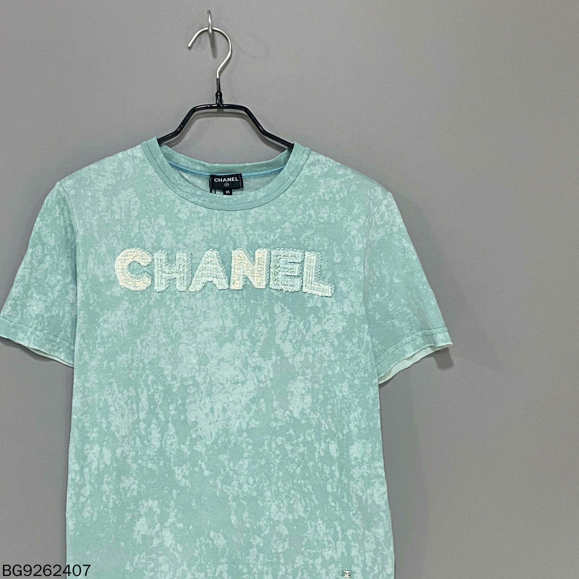 Chanel Chanel Retro T-Shirt XS Women Size XS / US 0-2 / IT 36-38 - 2 Thumbnail
