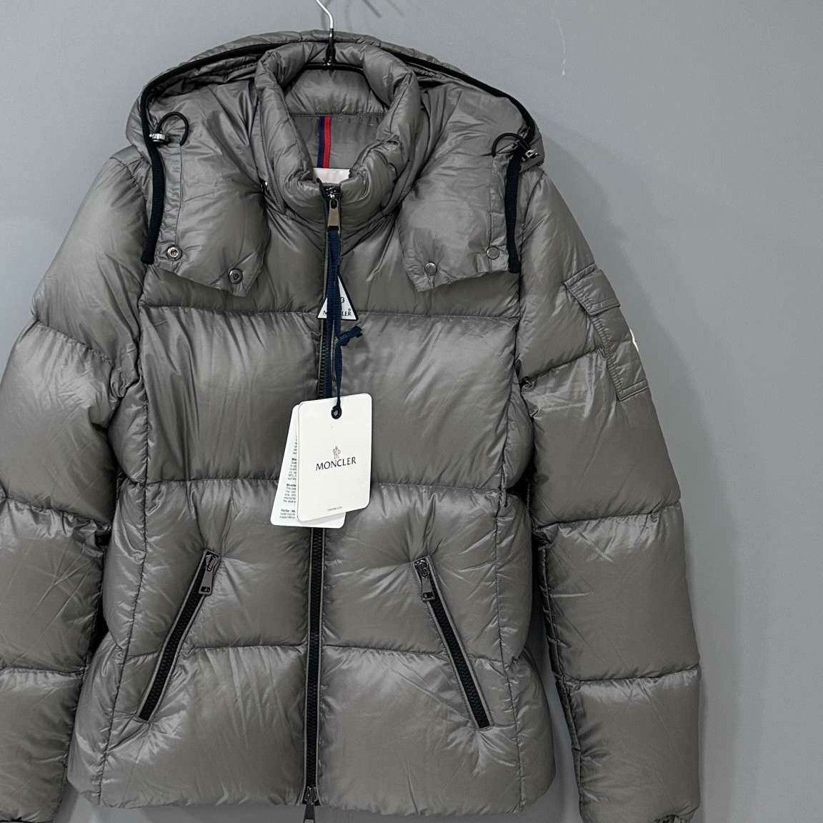 Moncler Moncler Down Gray Heavy Coat l Men Size US L / EU 52-54 / 3 - 2 Thumbnail