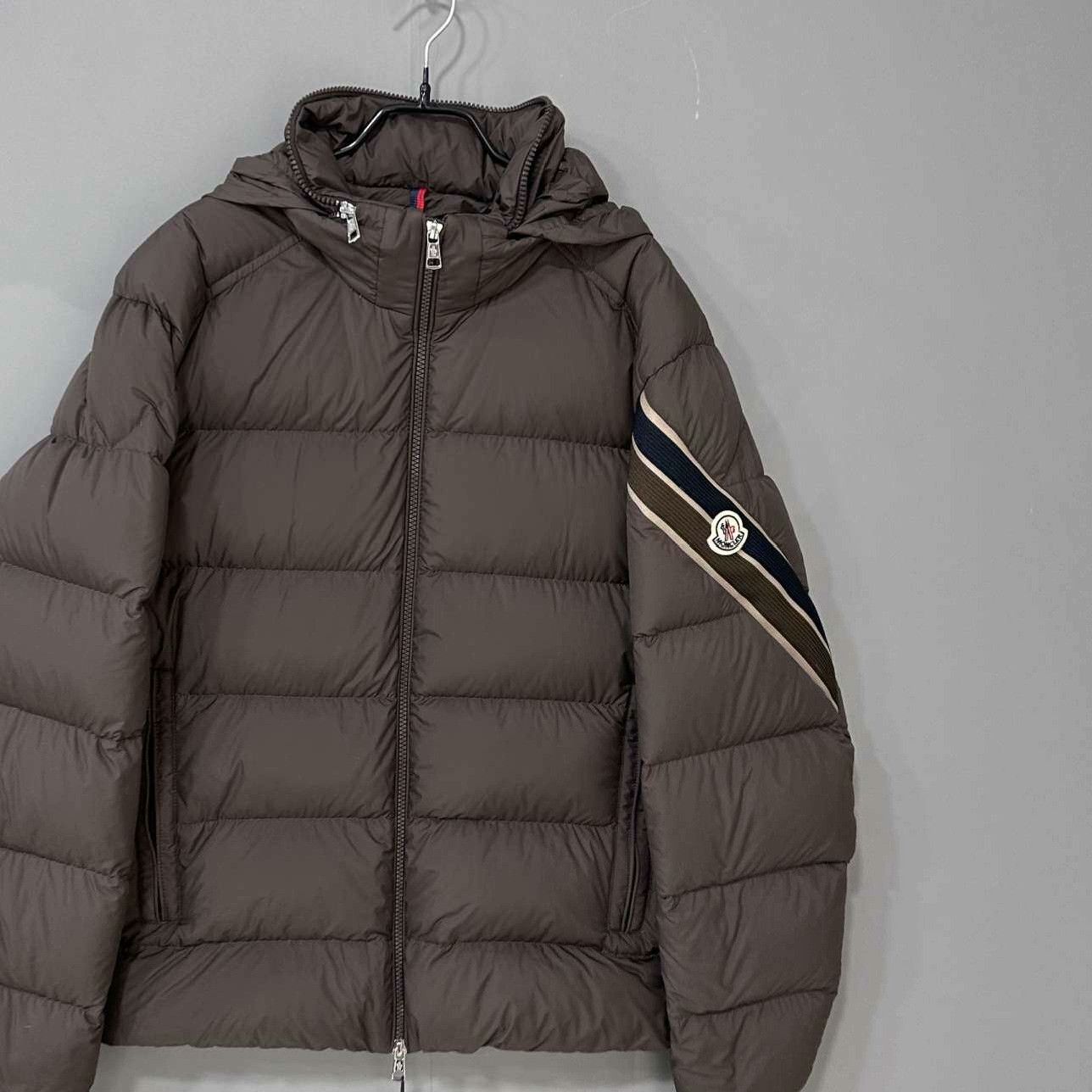 Moncler Moncler Down Striped Heavy Coat l Men Size US L / EU 52-54 / 3 - 2 Thumbnail
