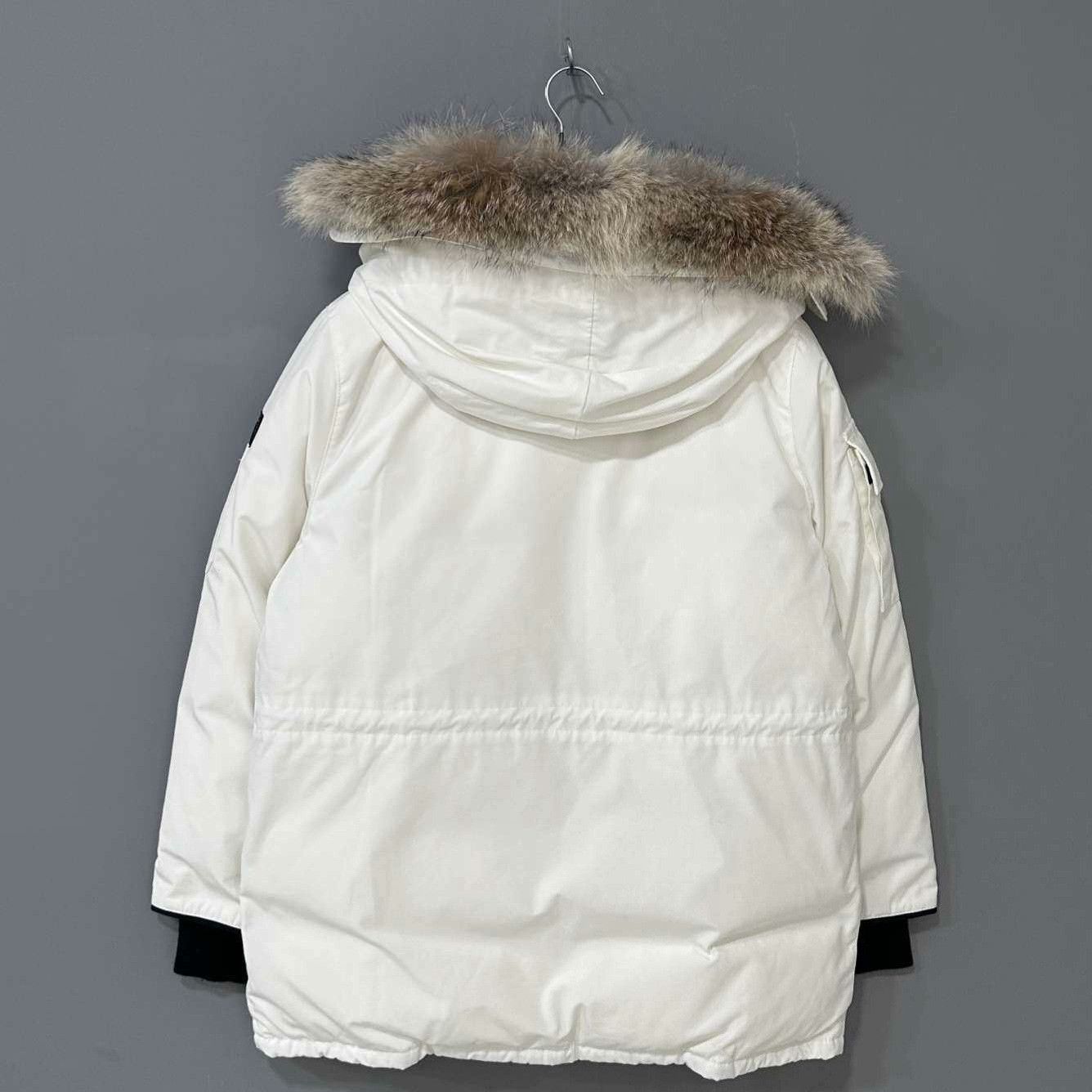 Canada Goose Canada Goose Down White Heavy Coat l Men Size US L / EU 52-54 / 3 - 3 Thumbnail