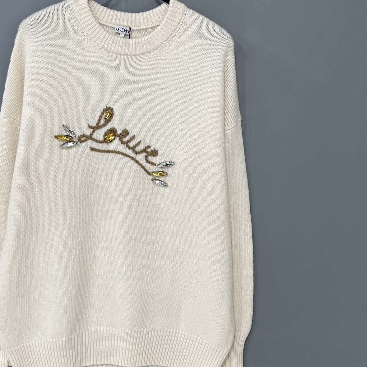 Loewe Loewe Retro Embroidered Sweater XS Women Size XS / US 0-2 / IT 36-38 - 2 Thumbnail