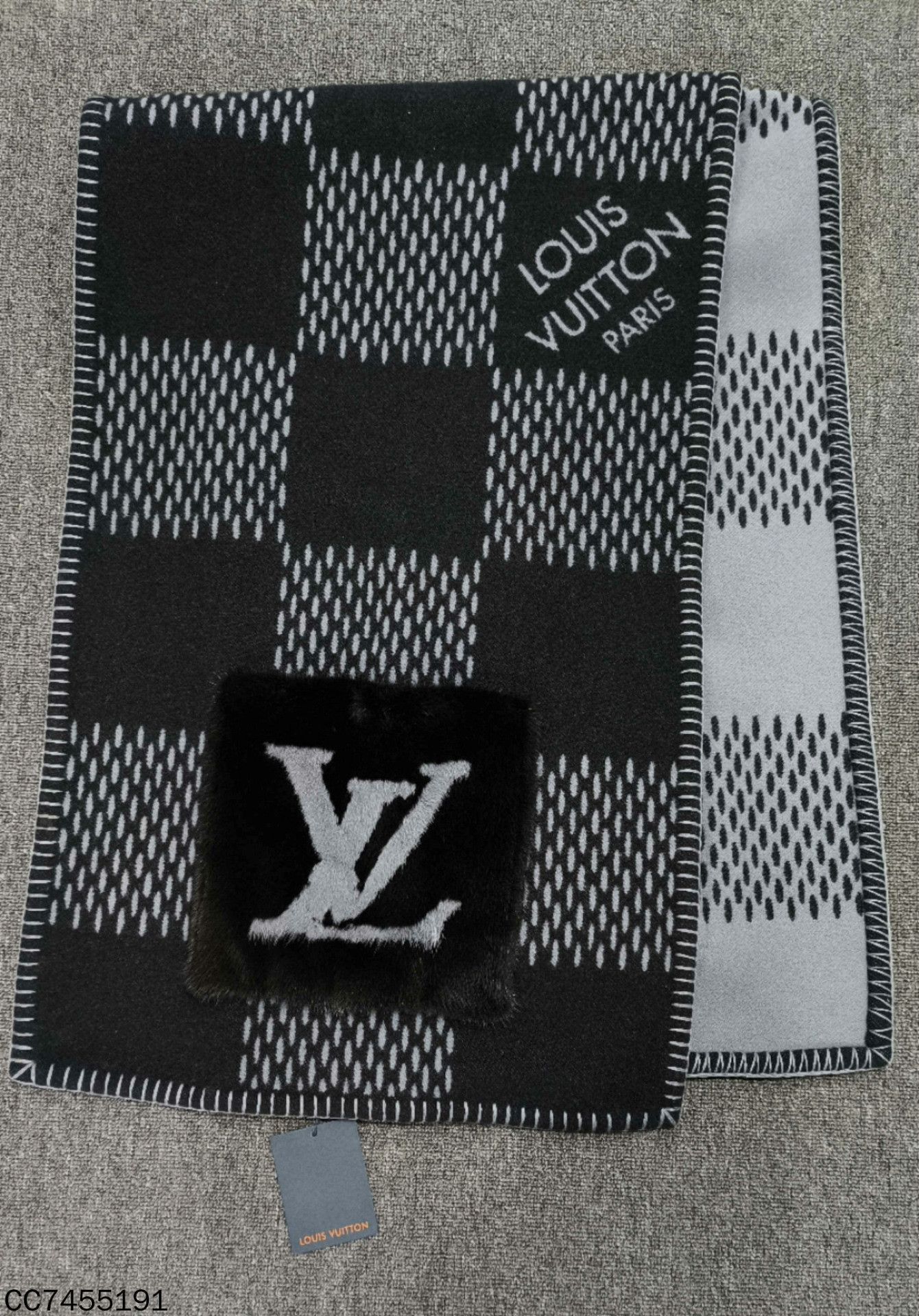 Louis Vuitton Louis Vuitton Retro Multi Scarf one size Men Size ONE SIZE - 3 Thumbnail