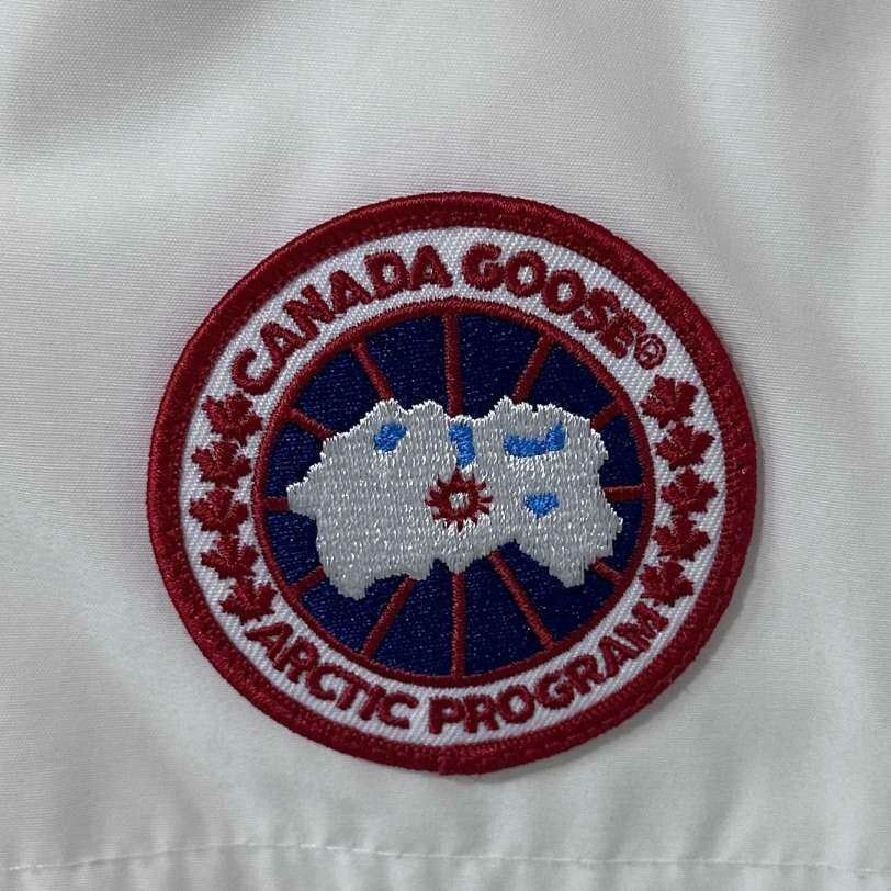 Canada Goose Canada Goose Down White Heavy Coat m Men Size US M / EU 48-50 / 2 - 5 Thumbnail