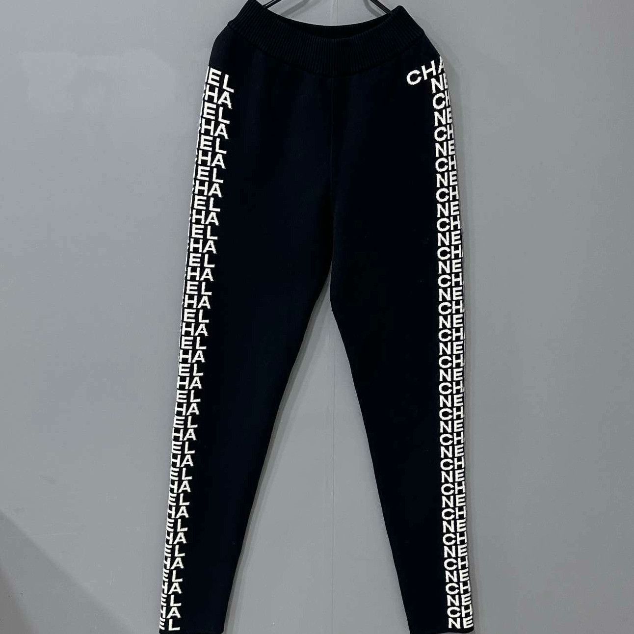 Chanel Chanel Black Pants 26 Women Size 26" / US 2 / IT 38 - 3 Thumbnail