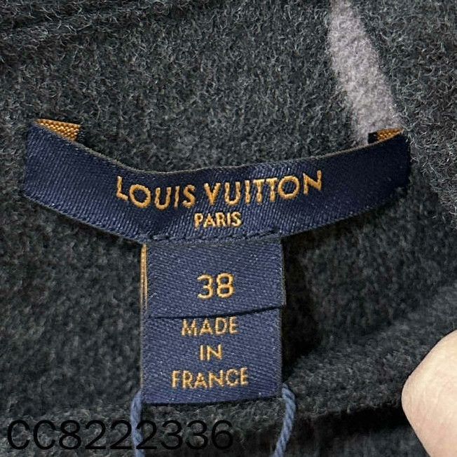 Louis Vuitton Louis Vuitton Jacket S Women Size S / US 4 / IT 40 - 4 Thumbnail
