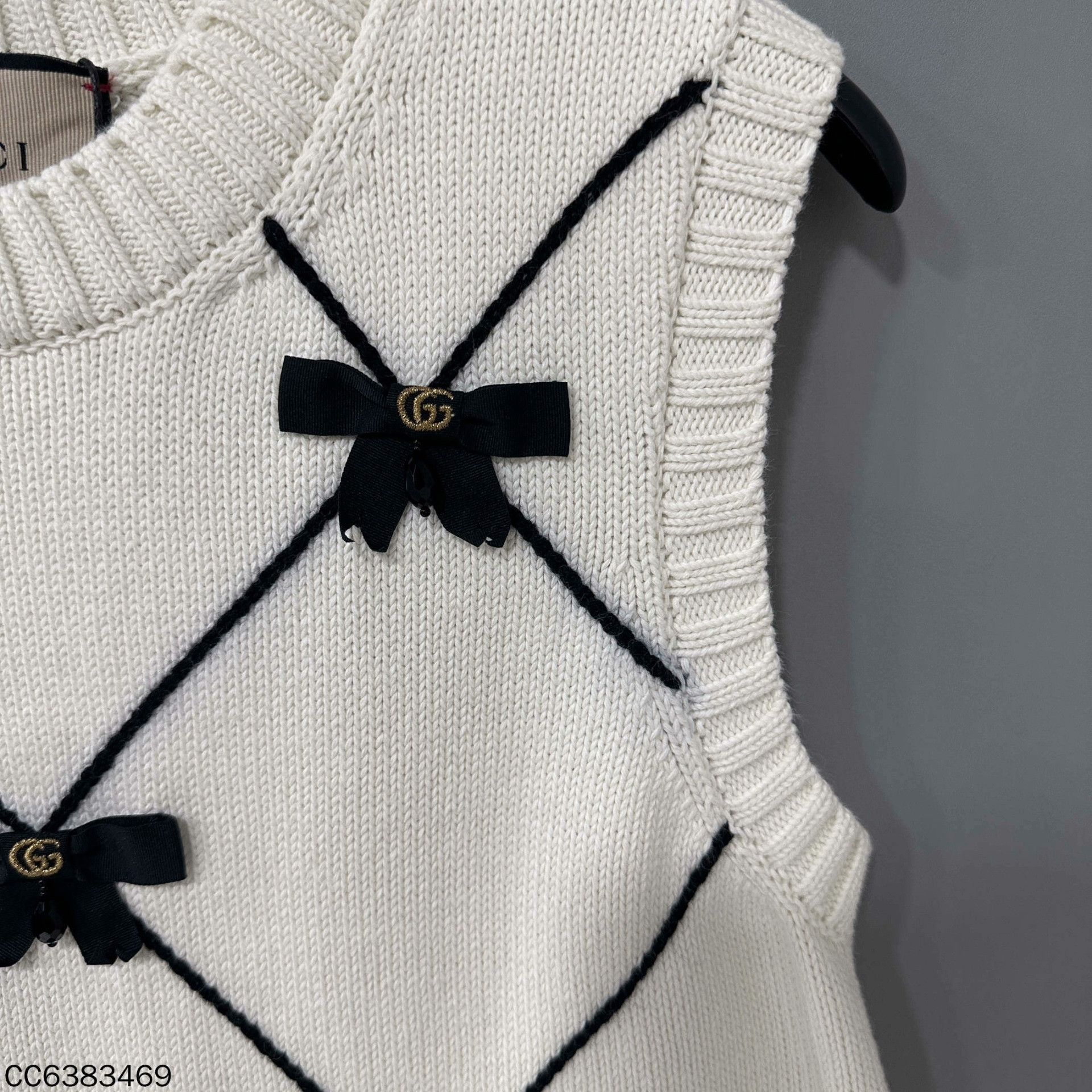 Gucci Gucci Knit T-Shirt S Women Size S / US 4 / IT 40 - 4 Thumbnail