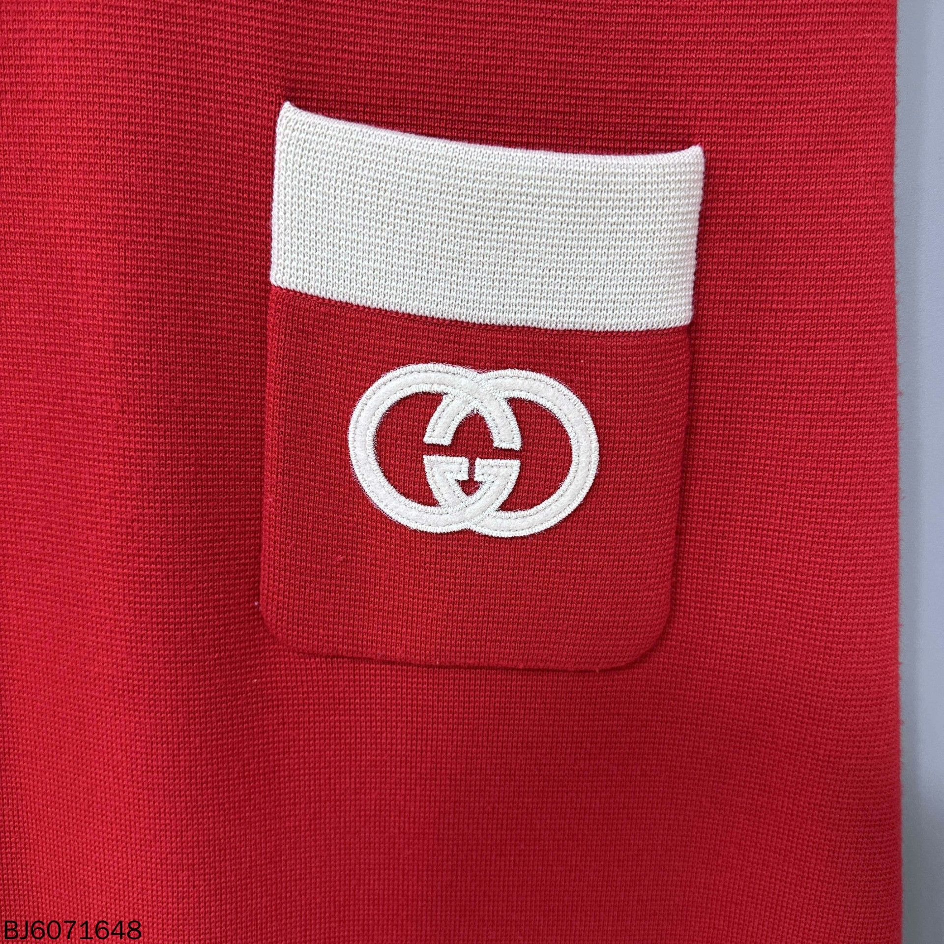 Gucci Gucci Knit Red T-Shirt M Women Size M / US 6-8 / IT 42-44 - 4 Thumbnail