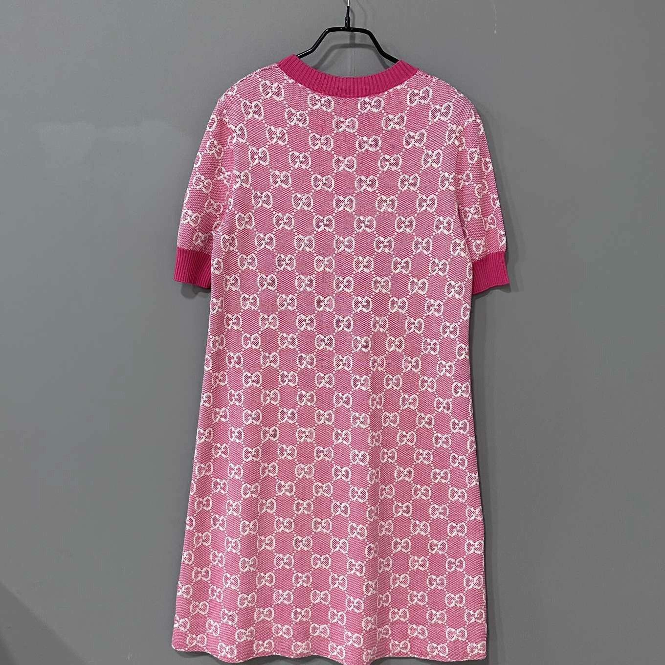 Gucci Gucci Pink T-Shirt M Women Size M / US 6-8 / IT 42-44 - 3 Thumbnail