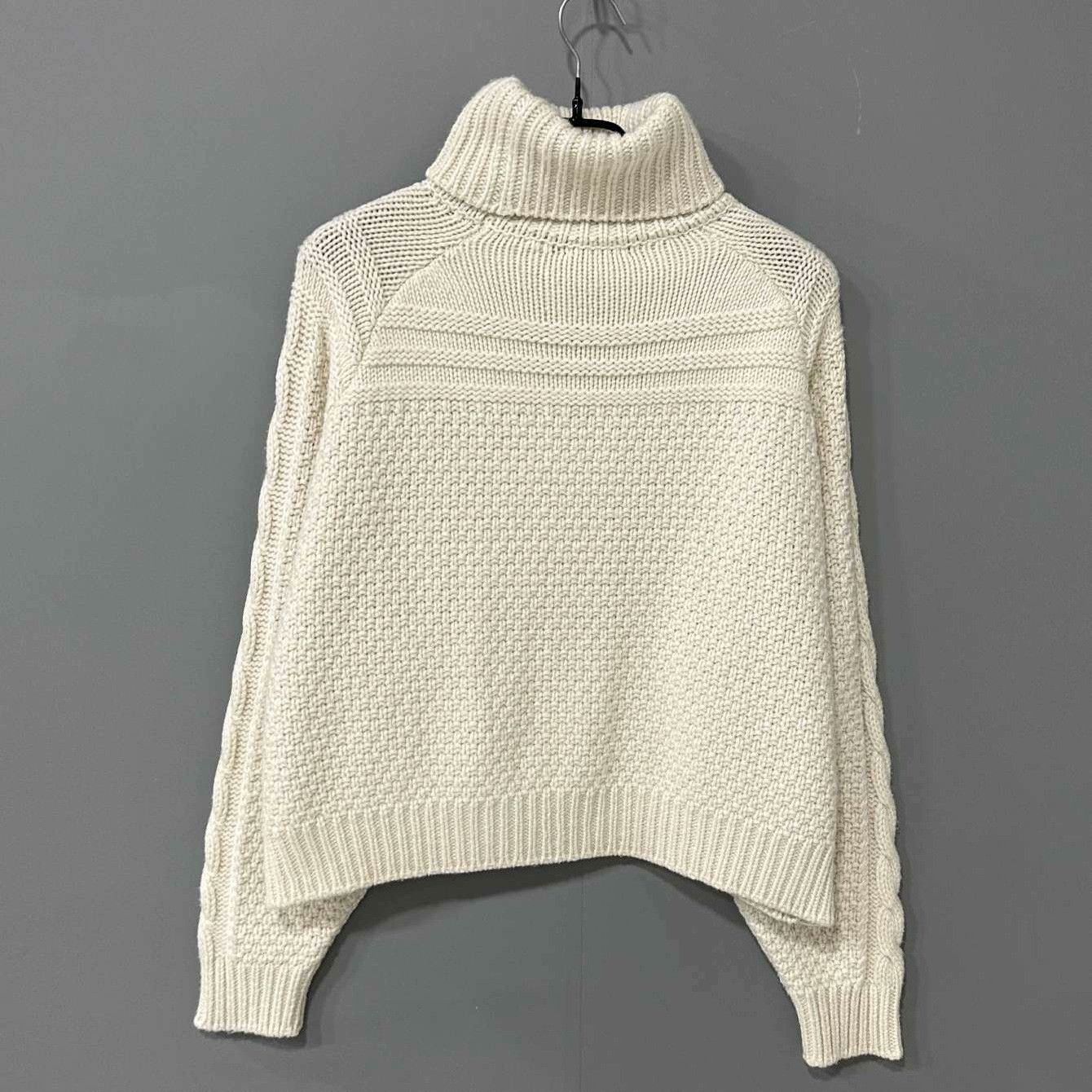 Celine Celine Knit Beige Sweater XS Women Size XS / US 0-2 / IT 36-38 - 2 Thumbnail