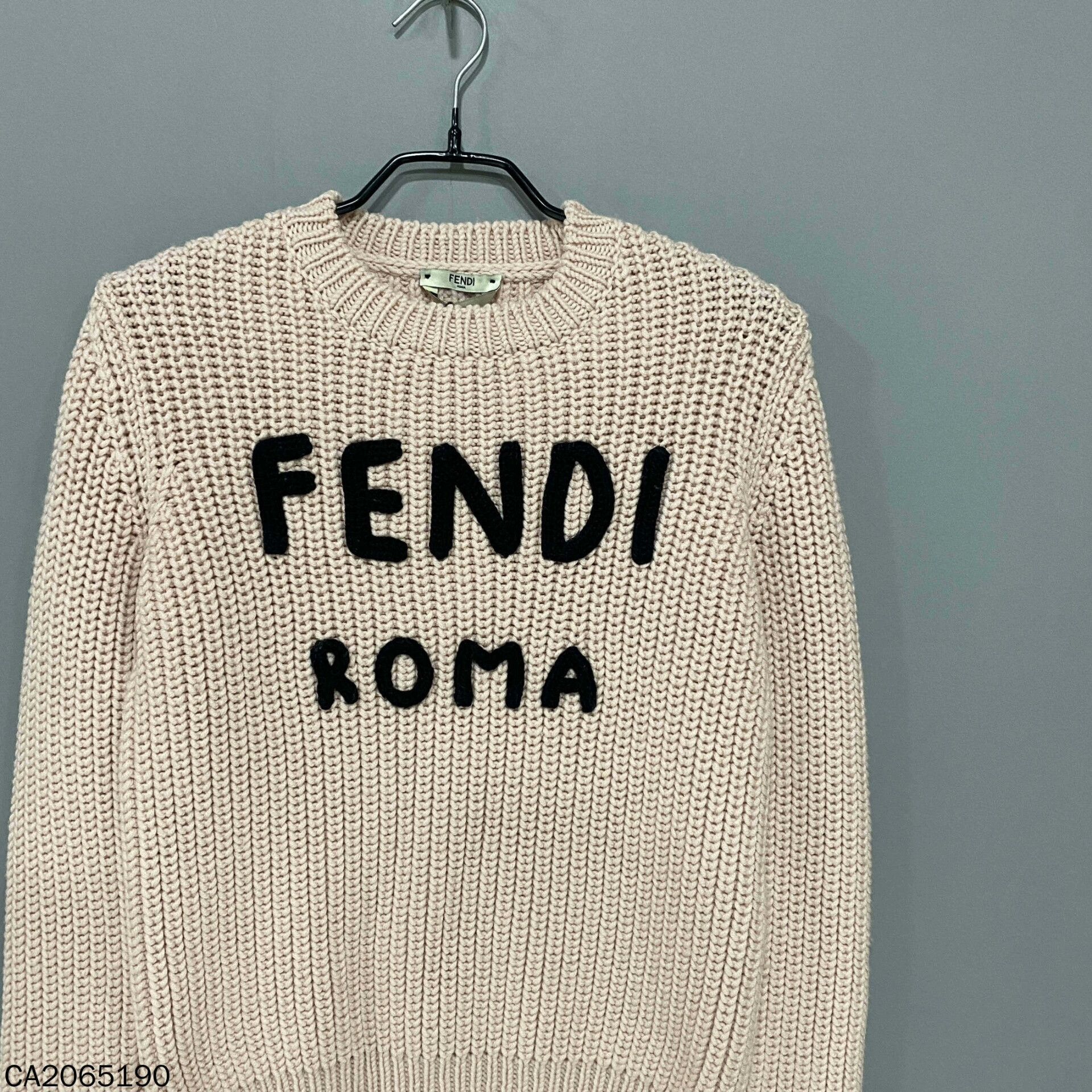 Fendi Fendi Retro Pink Sweater S Women Size S / US 4 / IT 40 - 2 Thumbnail