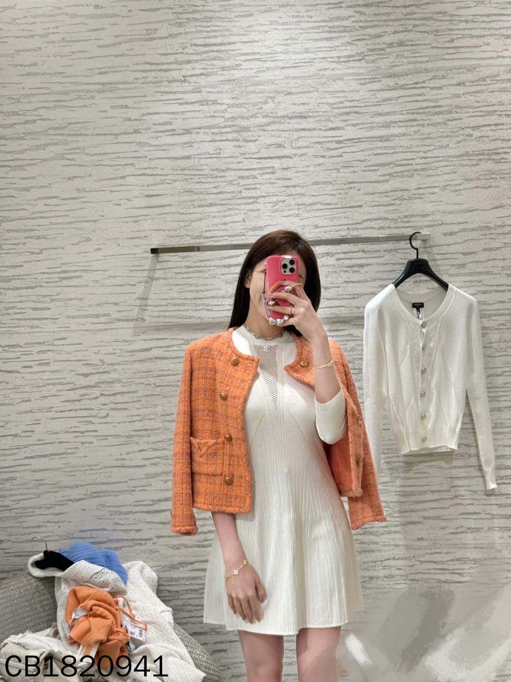 Chanel Chanel T-Shirt L Women Size L / US 10 / IT 46 - 7 Thumbnail