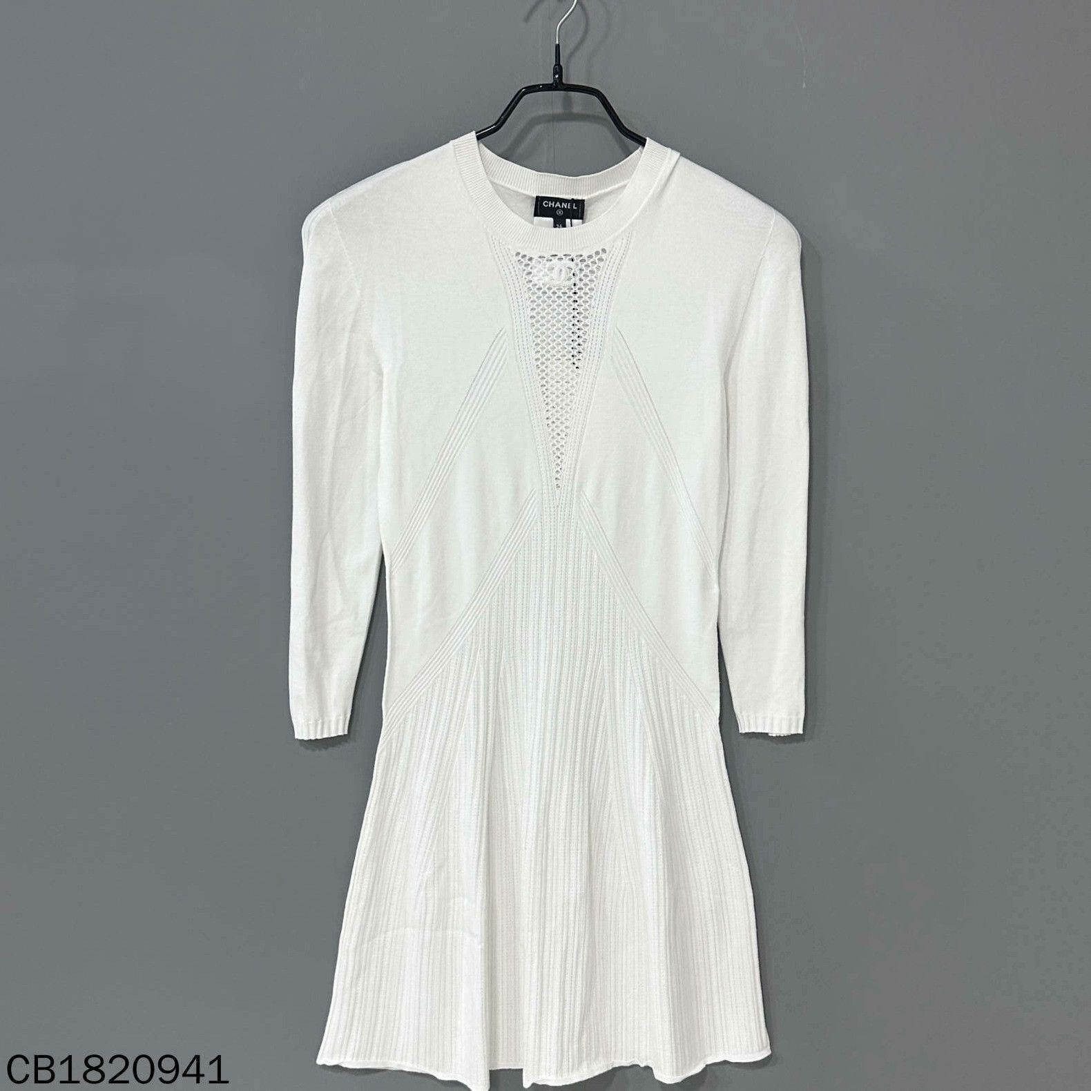 Chanel Chanel T-Shirt L Women Size L / US 10 / IT 46 - 2 Thumbnail