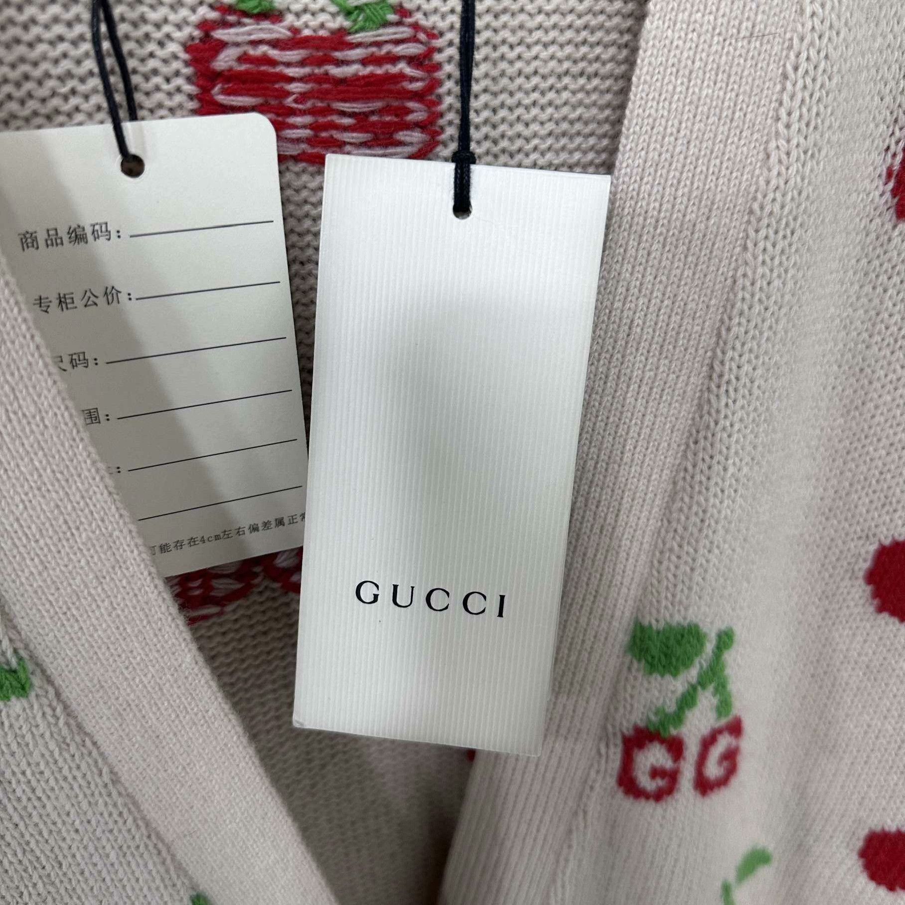 Gucci Gucci Retro Wool Sweater s Men Size US S / EU 44-46 / 1 - 5 Thumbnail