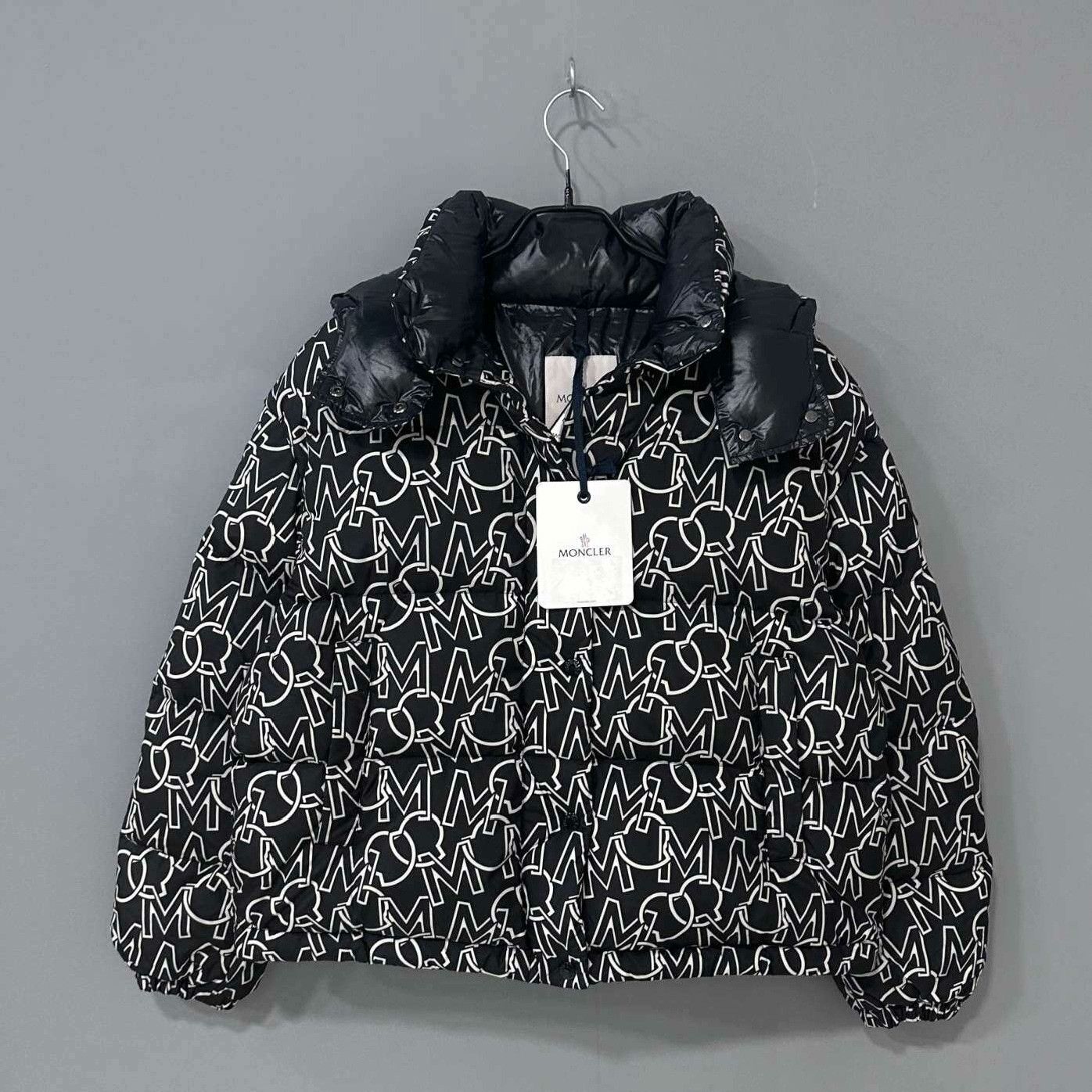Moncler Moncler Retro Down Heavy Coat s Men Size US S / EU 44-46 / 1 - 2 Thumbnail