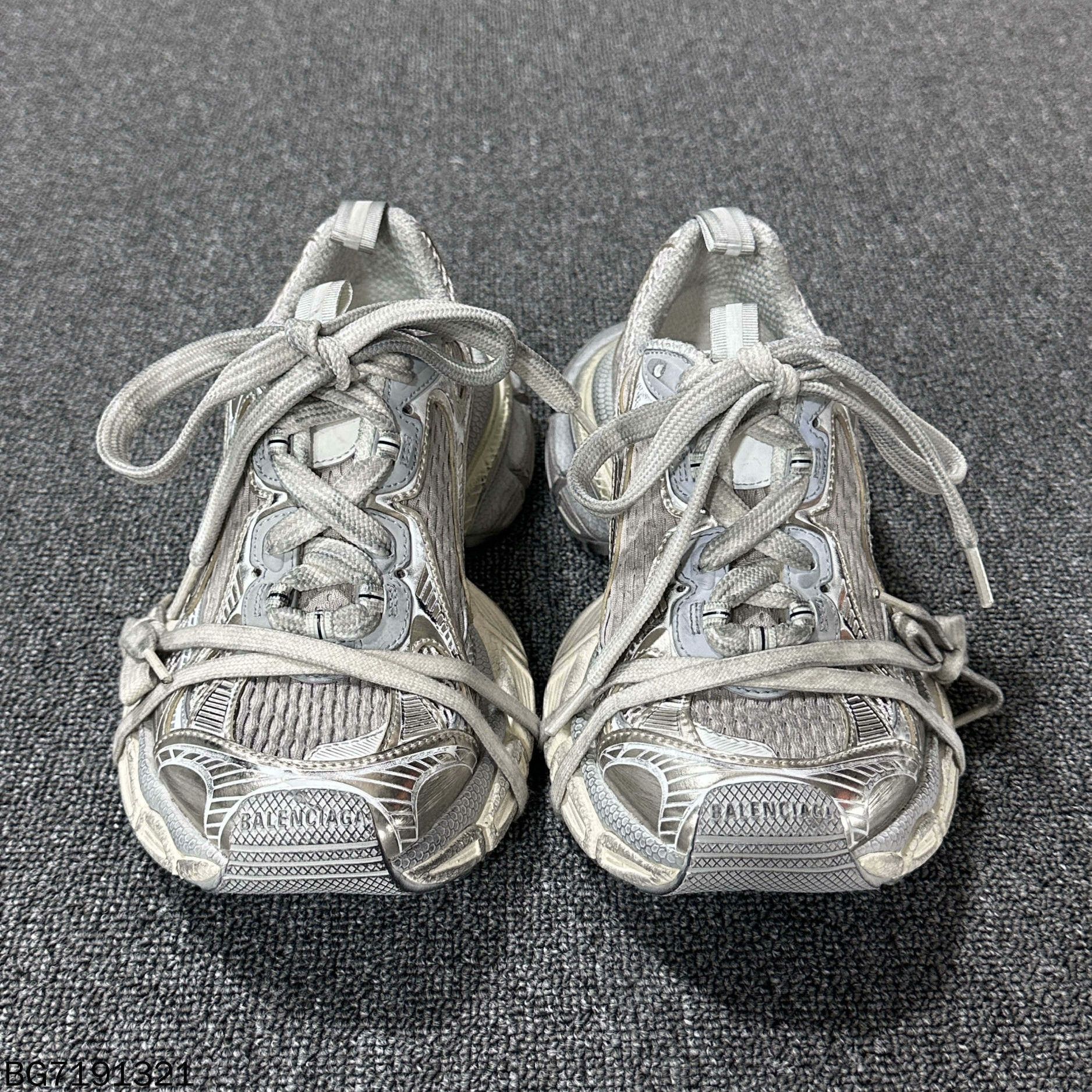 Balenciaga Balenciaga Mesh Lowtop Sneakers us_7 Women Size US 7 / IT 37 - 2 Thumbnail