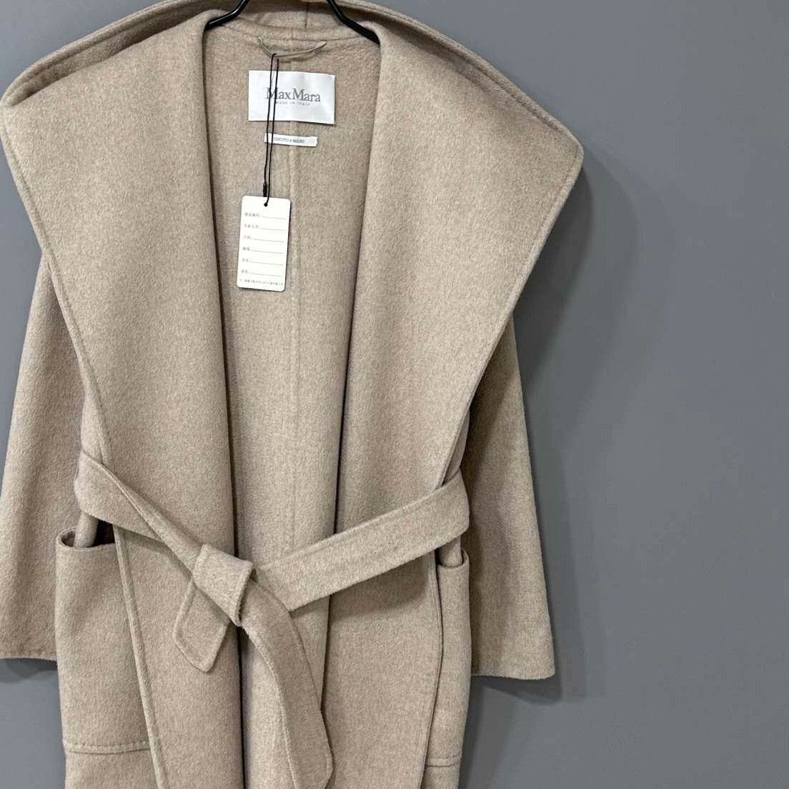 Max Mara Max Mara Premium Coat S Women Size S / US 4 / IT 40 - 2 Thumbnail