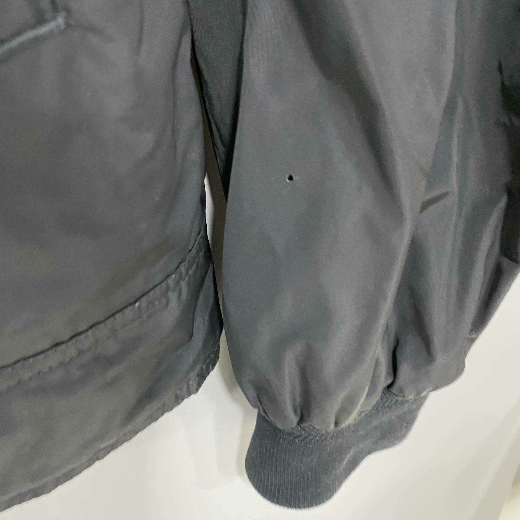 Burberry Burberry Retro Black Light Jacket s Men Size US S / EU 44-46 / 1 - 4 Thumbnail