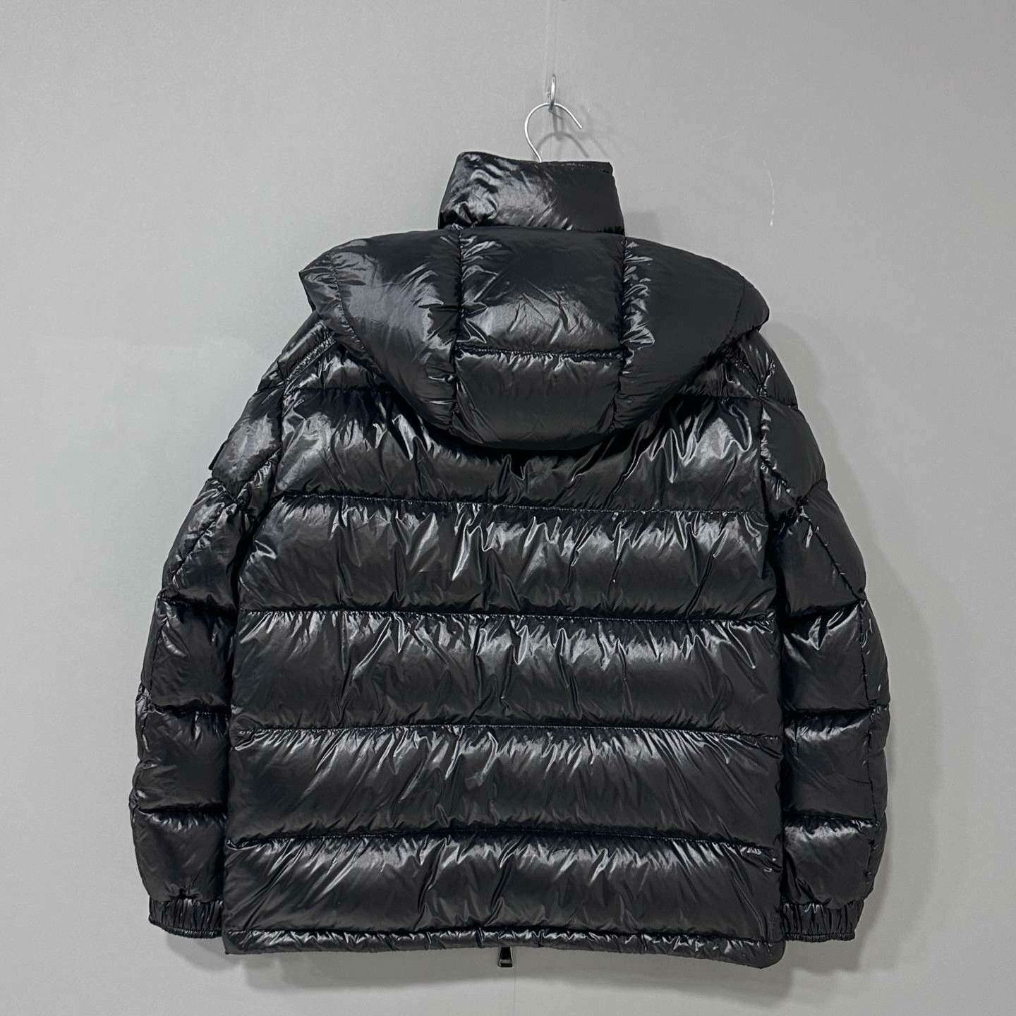 Moncler Moncler Down Black Heavy Coat L Men Size US L / EU 52-54 / 3 - 3 Thumbnail