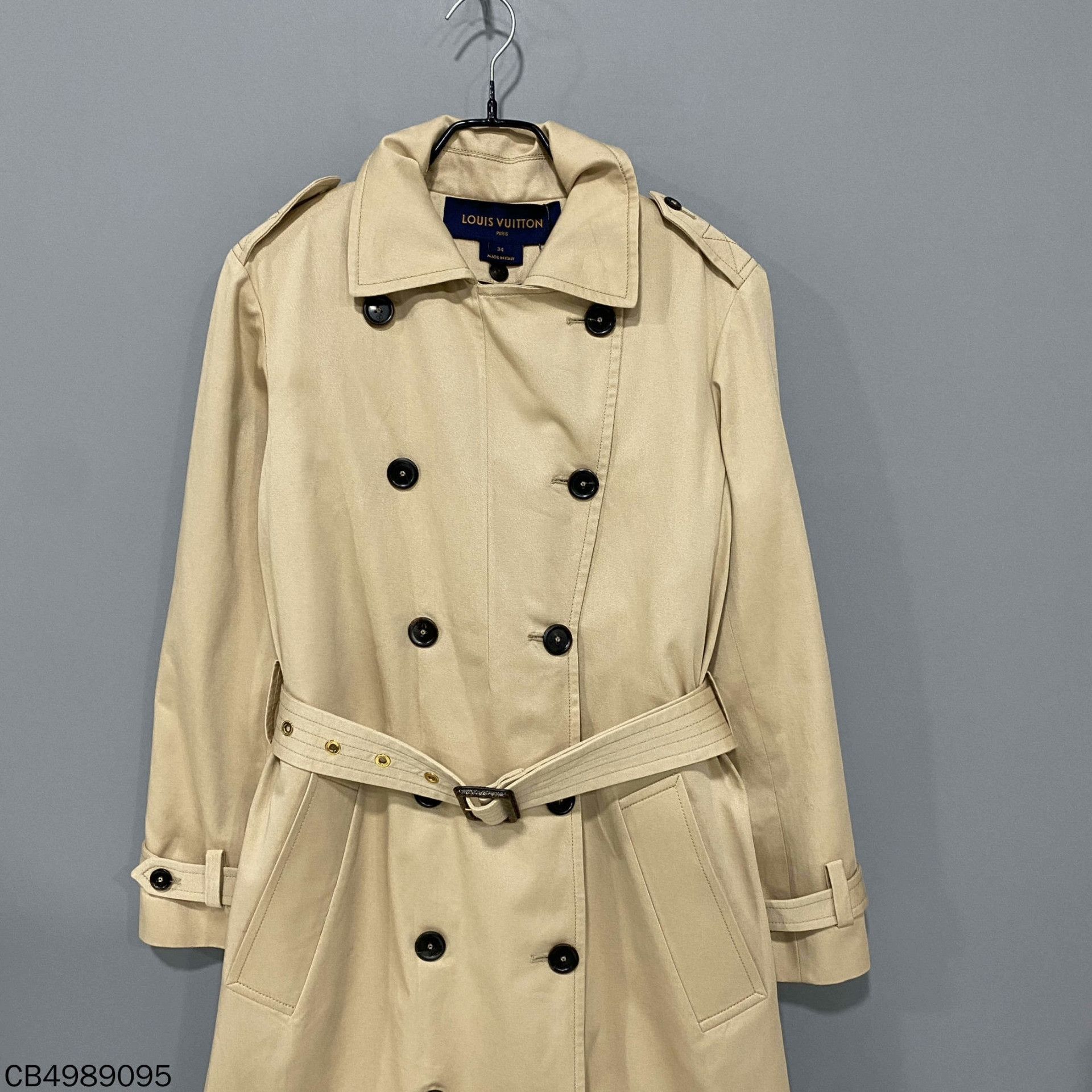 Louis Vuitton Louis Vuitton Wool Long Beige Coat M Women Size M / US 6-8 / IT 42-44 - 2 Thumbnail