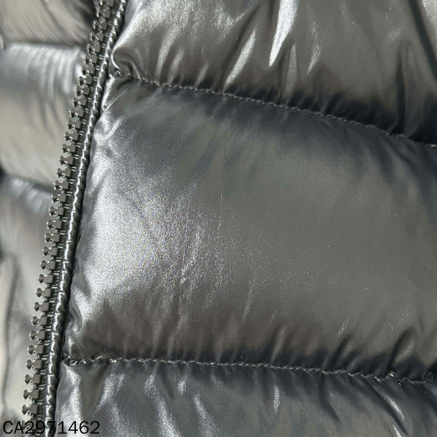 Moncler Moncler Down Black Heavy Coat L Men Size US L / EU 52-54 / 3 - 6 Thumbnail