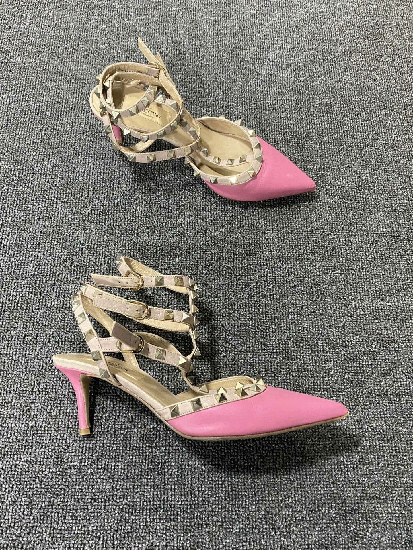 Valentino Valentino Pink Lowtop Sneakers us_7 Women Size US 7 / IT 37 - 4 Thumbnail