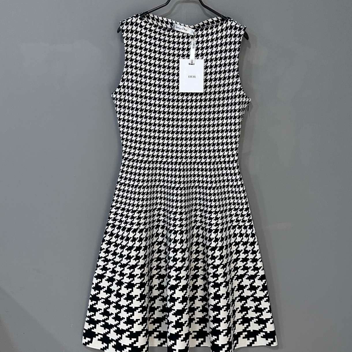 Dior Dior Tie-Dye Gradient Multi T-Shirt S Women Size S / US 4 / IT 40 - 2 Thumbnail