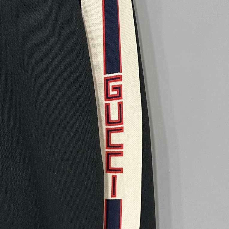 Gucci Gucci Black Light Jacket xl Men Size US XL / EU 56 / 4 - 6 Thumbnail