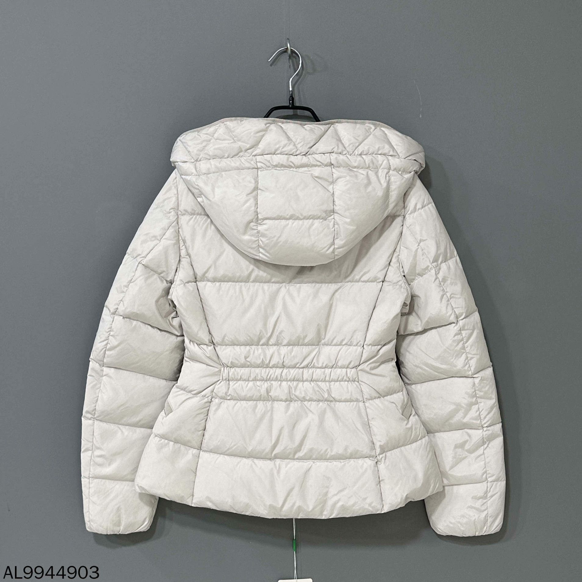 Moncler Moncler Down Down Jacket S Women Size S / US 4 / IT 40 - 3 Thumbnail