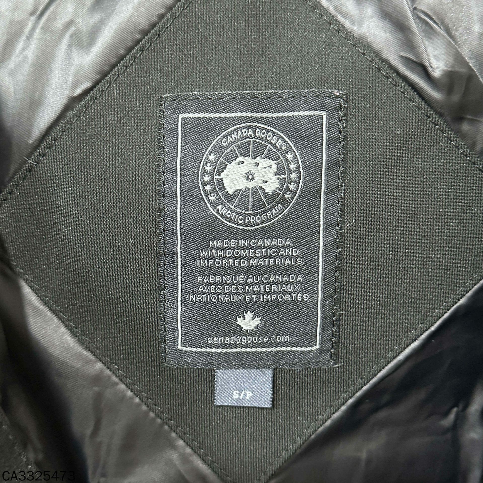 Canada Goose Canada Goose Down Long Black Heavy Coat s Men Size US S / EU 44-46 / 1 - 5 Thumbnail