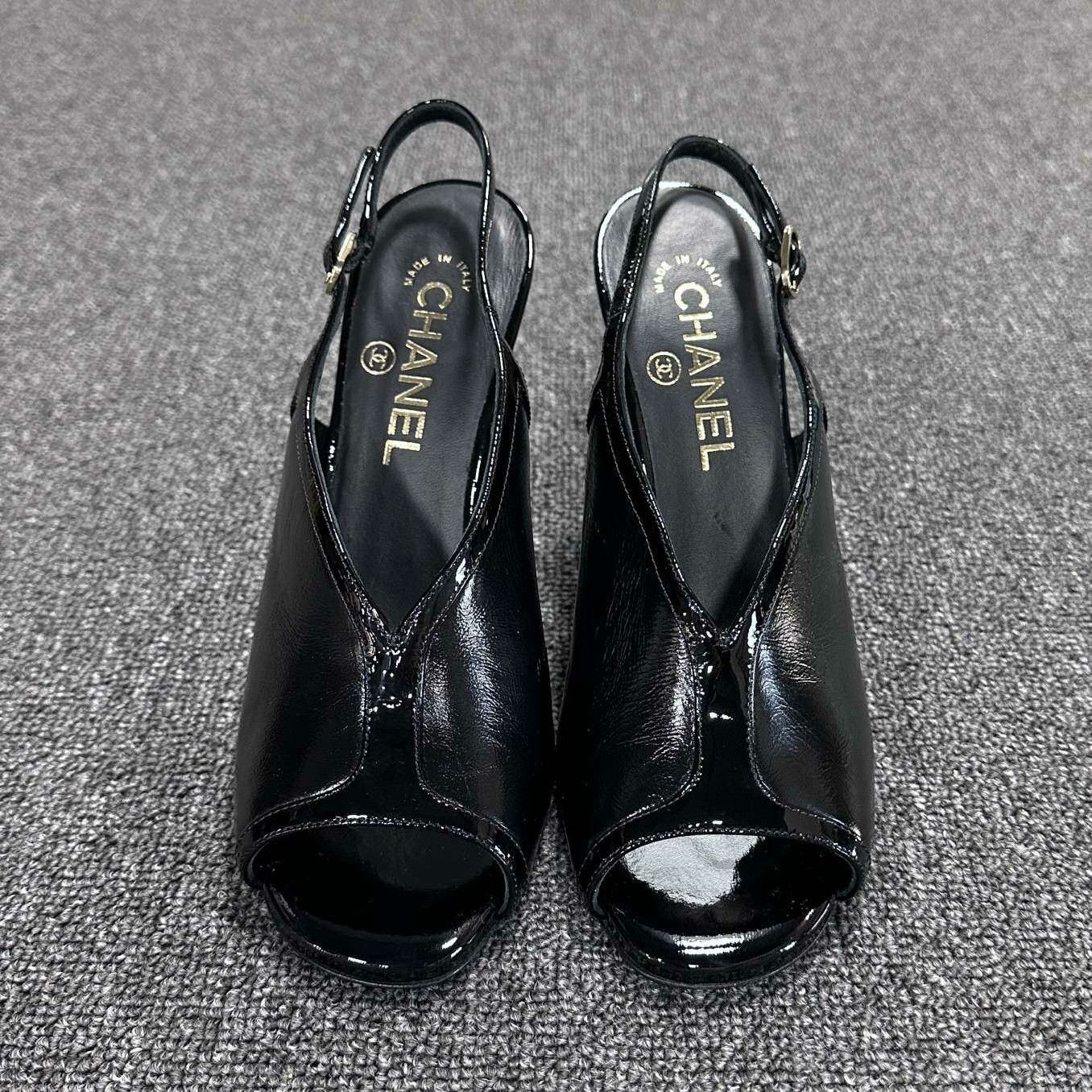 Chanel Chanel Retro Sandals S Women Size US 6 / IT 36 - 2 Thumbnail