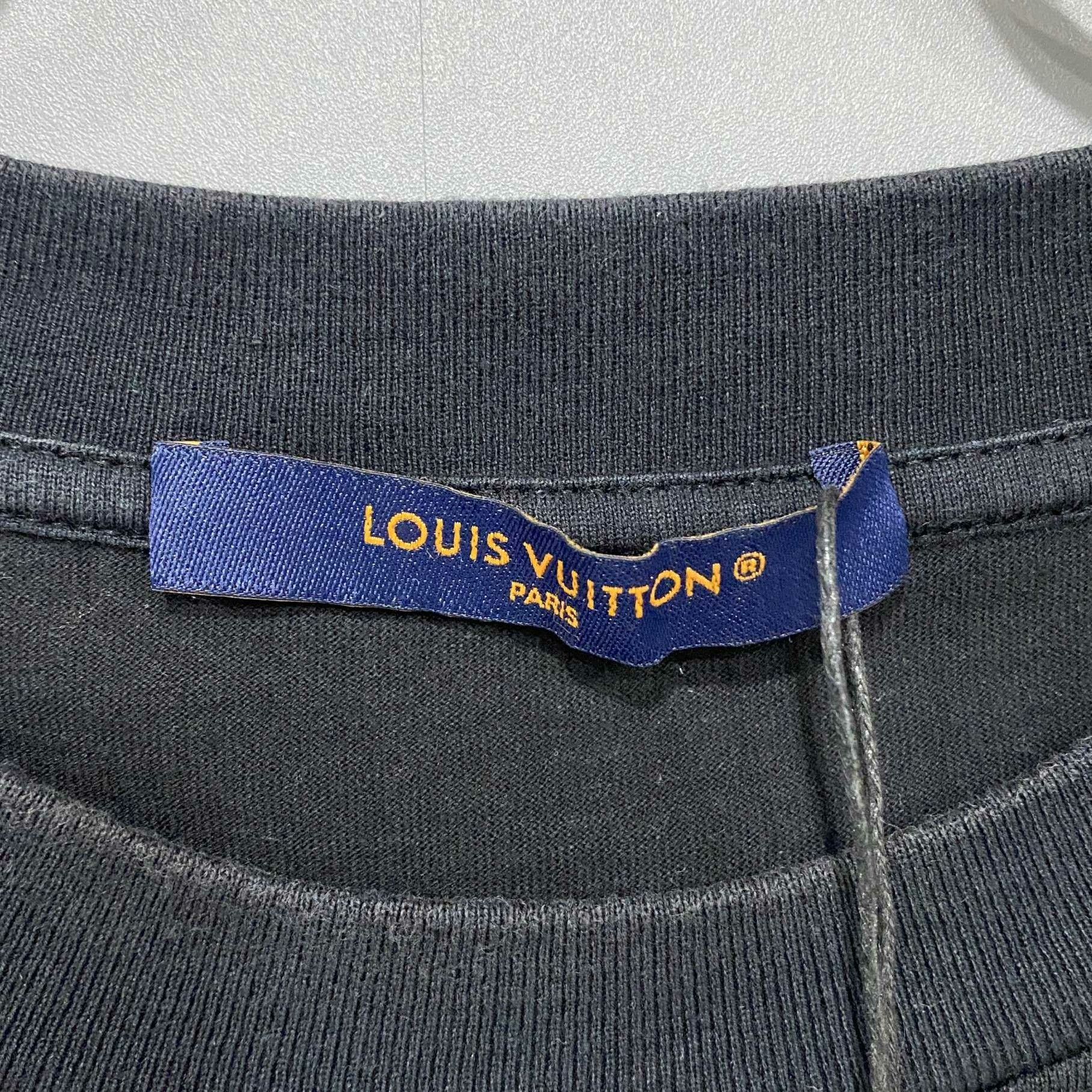 Louis Vuitton Louis Vuitton Tie-Dye Gradient Multi T-Shirt XS Men Size US XS / EU 42 / 0 - 4 Thumbnail