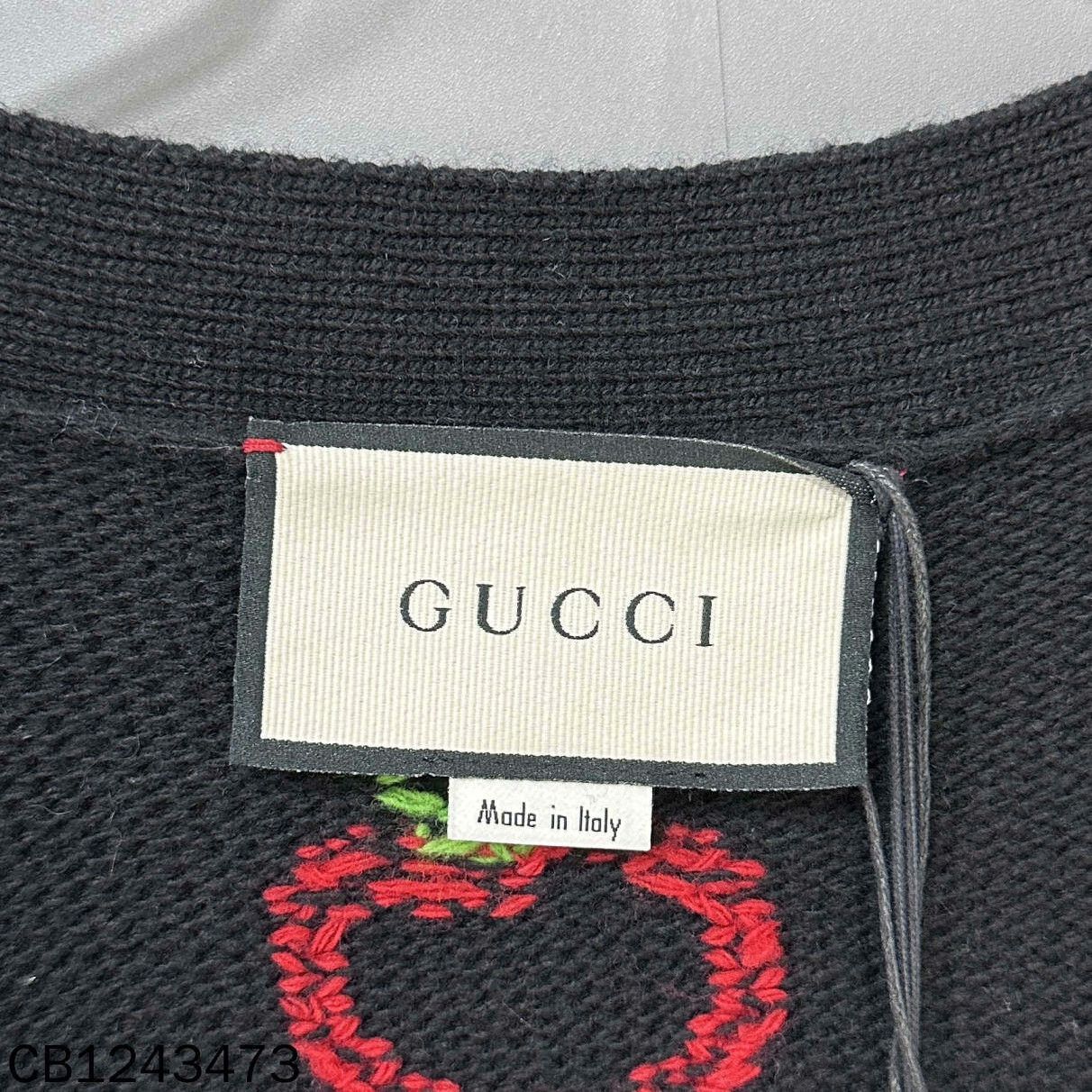 Gucci Gucci Wool Graphic Sweater s Men Size US S / EU 44-46 / 1 - 5 Thumbnail
