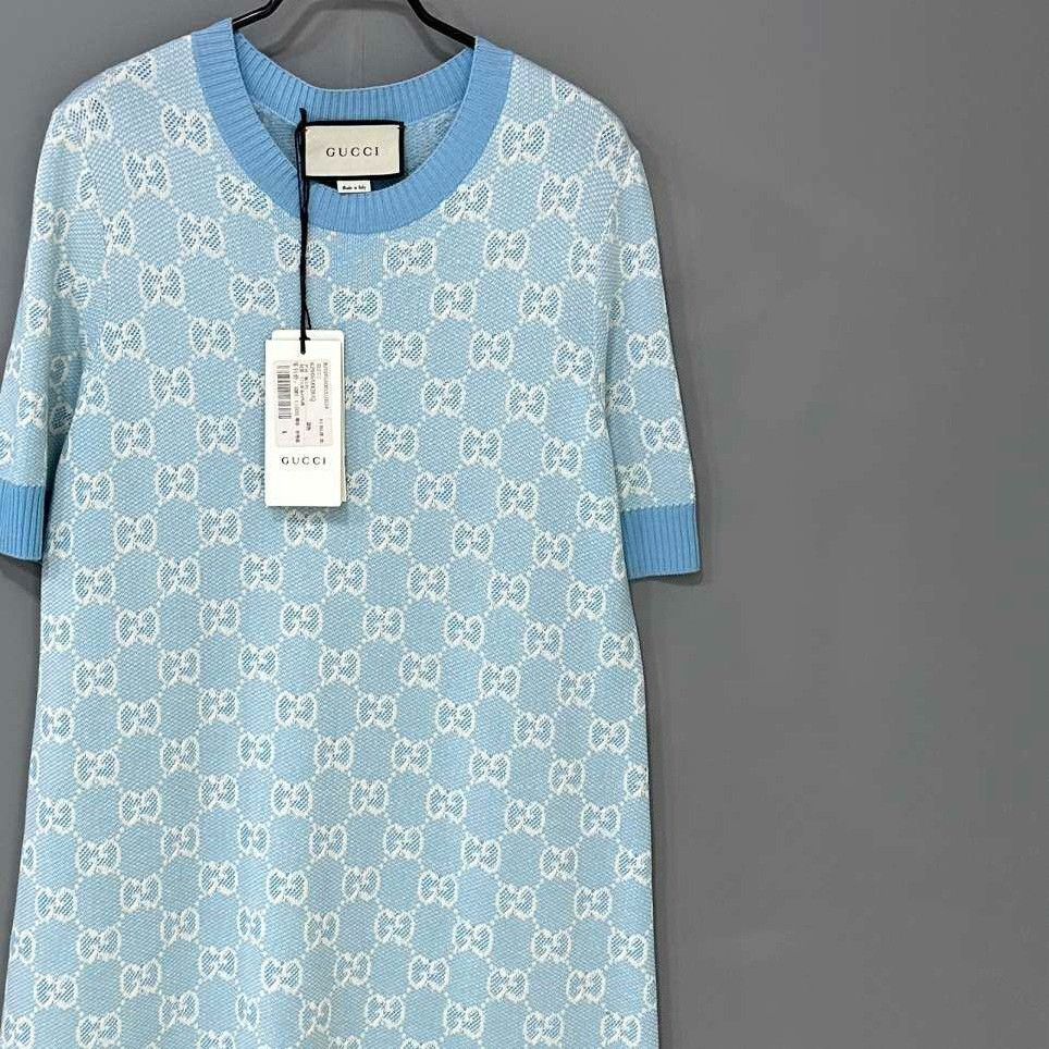 Gucci Gucci Blue T-Shirt L Women Size L / US 10 / IT 46 - 2 Thumbnail