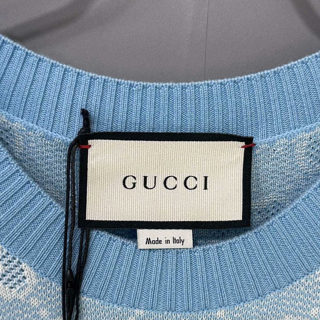 Gucci Gucci Blue T-Shirt L Women Size L / US 10 / IT 46 - 4 Thumbnail