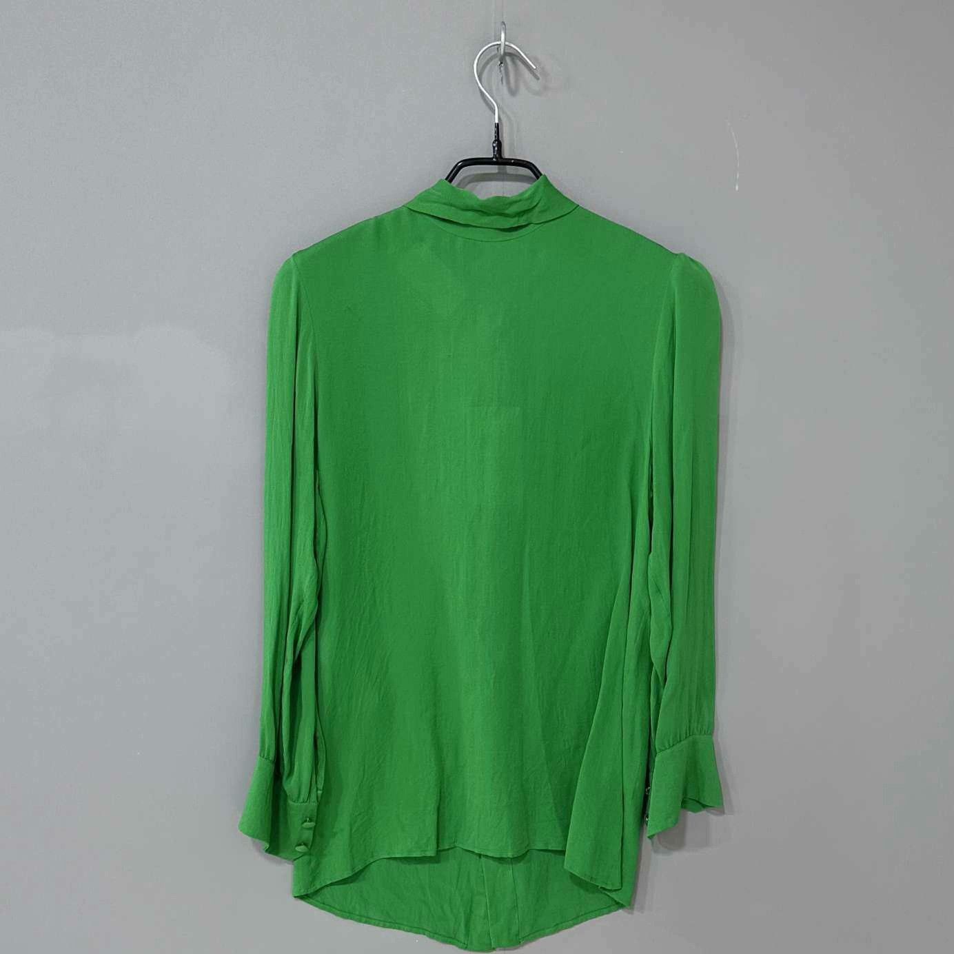 Gucci Gucci Silk Green Button Up S Women Size S / US 4 / IT 40 - 3 Thumbnail
